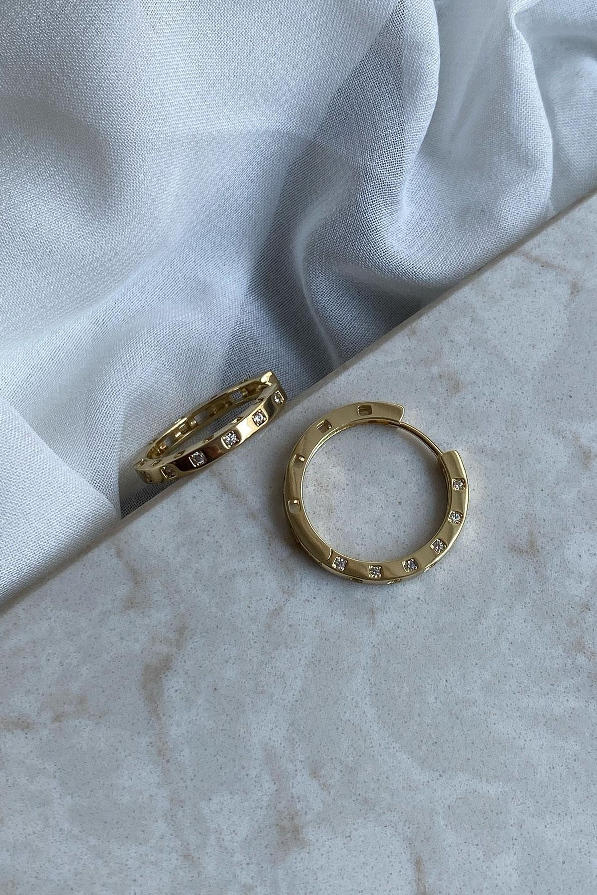 Taş Gold Detaylı Kaplama Halka Küpe