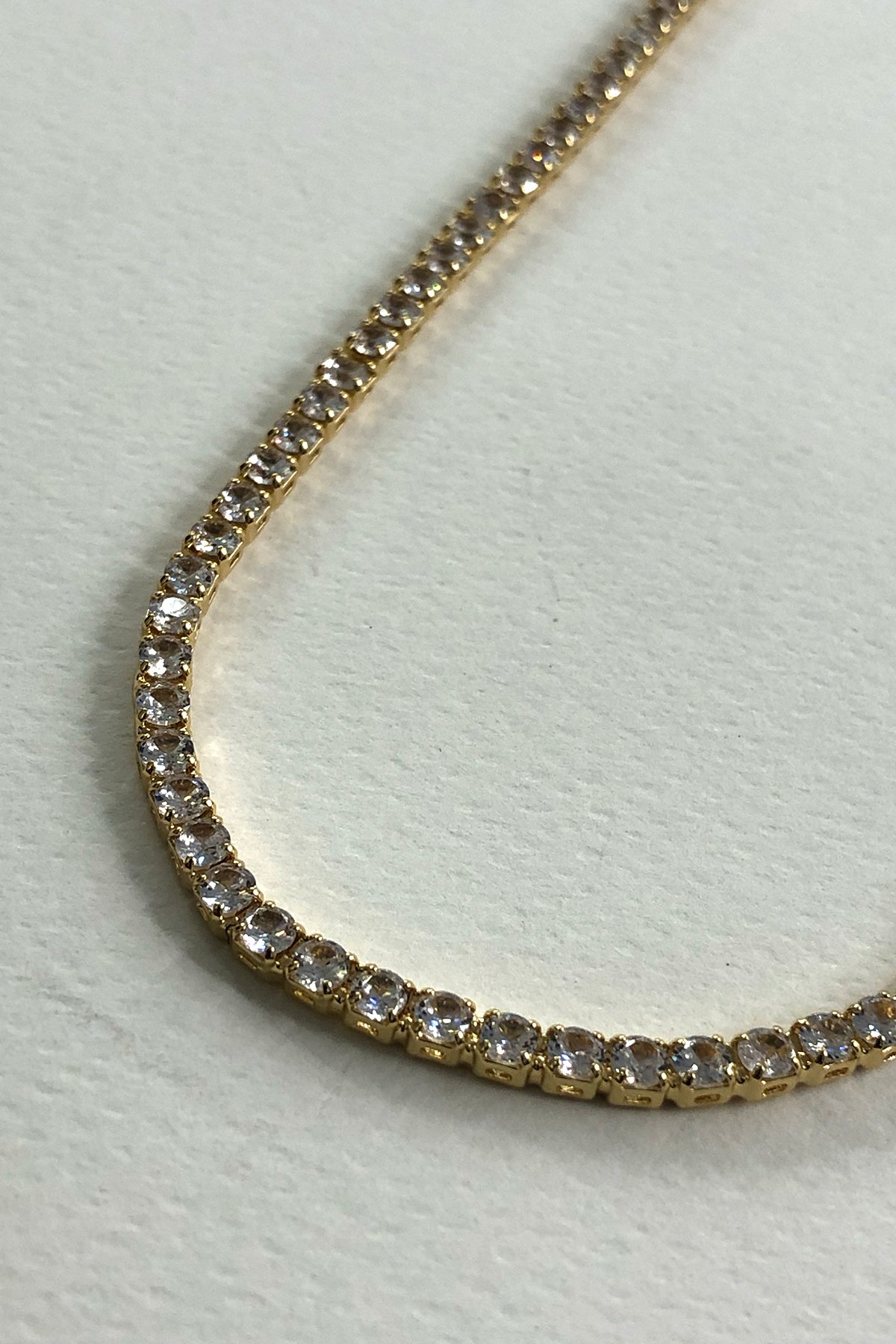 Su Yolu Model Gold Detaylı Zirkon Taş Kolye