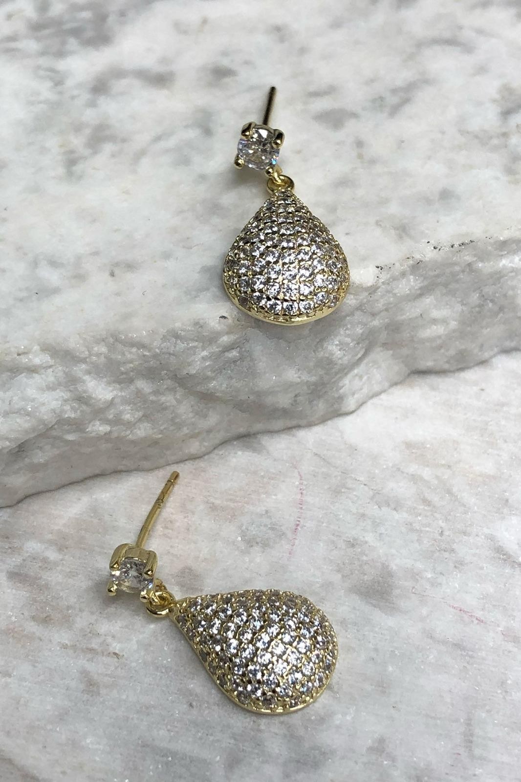 Damla Model Zirkon Taş Detay Gold Küpe