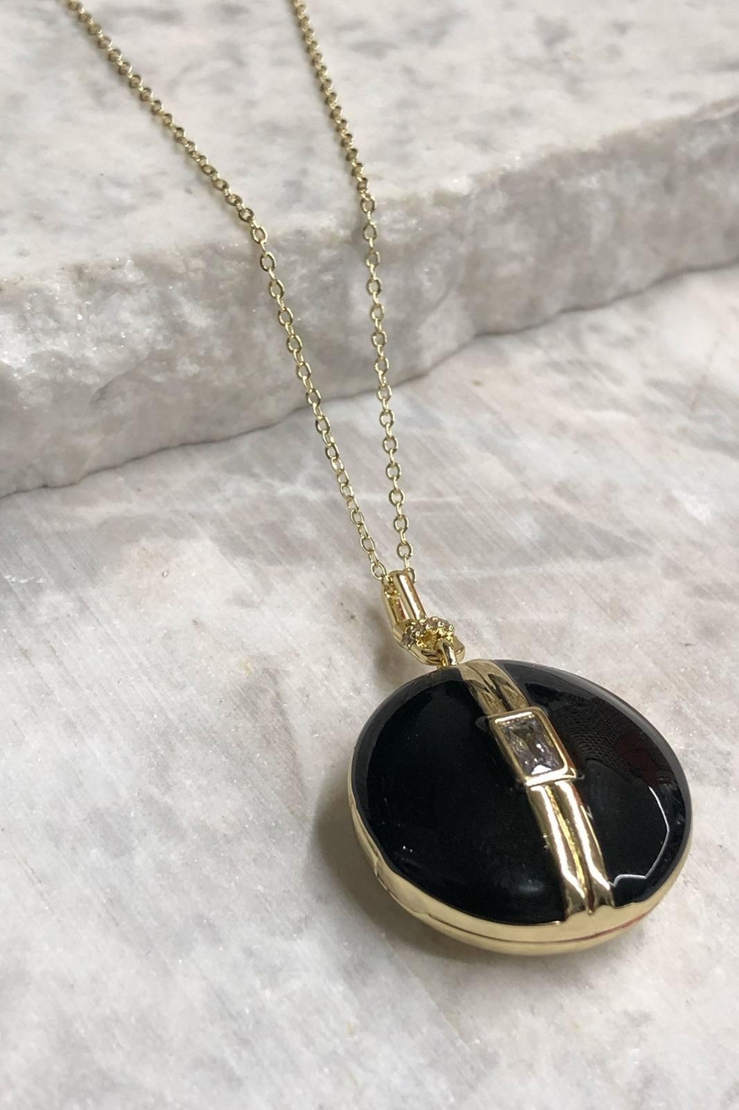 Yuvarlak Siyah Model Açılabilir Gold Kolye