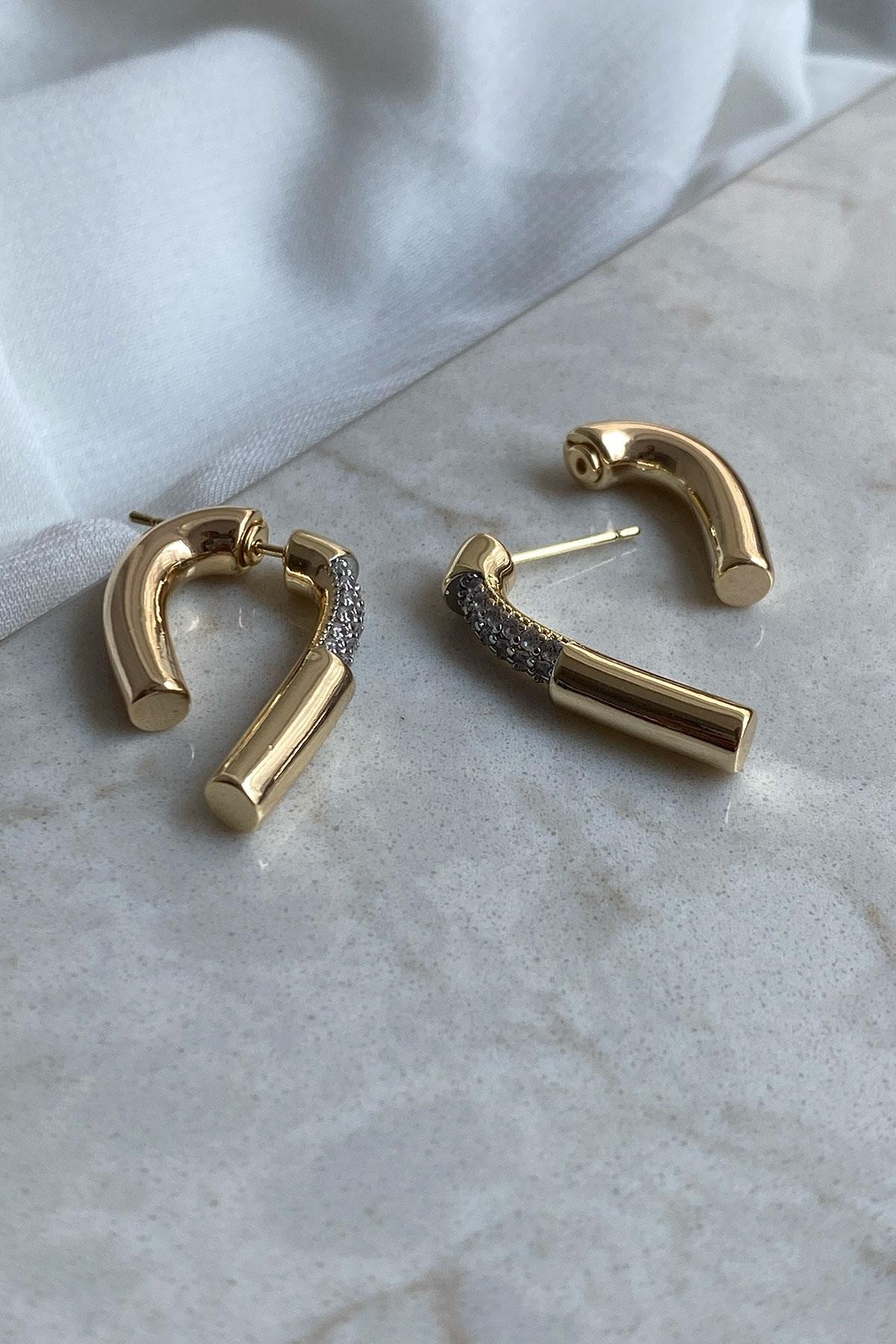 Beyaz Zirkon Taş Model Gold Detaylı Kaplama Hayalet Küpe