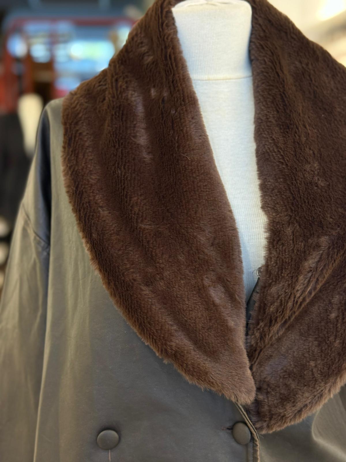 Yakası Kürklü Kahve Deri Mont