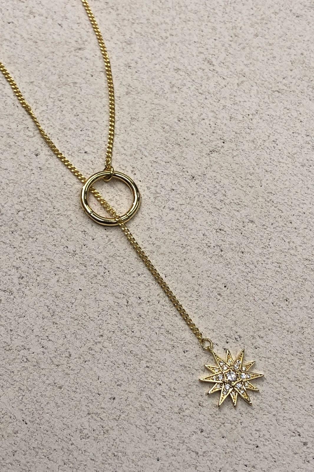 Kutup Yıldız Model İçten Geçirmeli Detay Zirkon Taş Gold Kolye