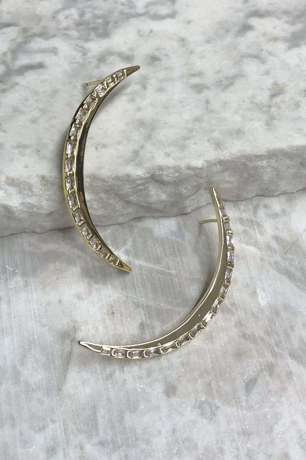 Yarım Ay Model Zirkon Taş Detay Gold Küpe
