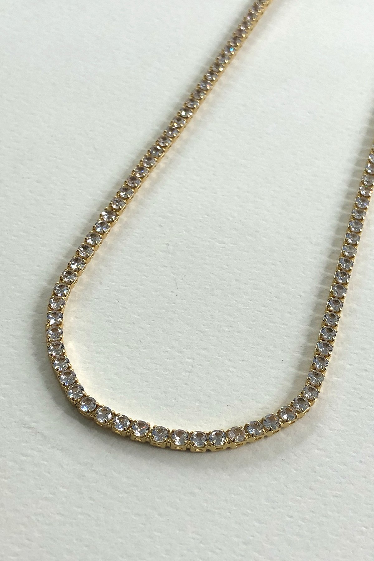 Su Yolu Model Gold Detaylı Zirkon Taş Kolye