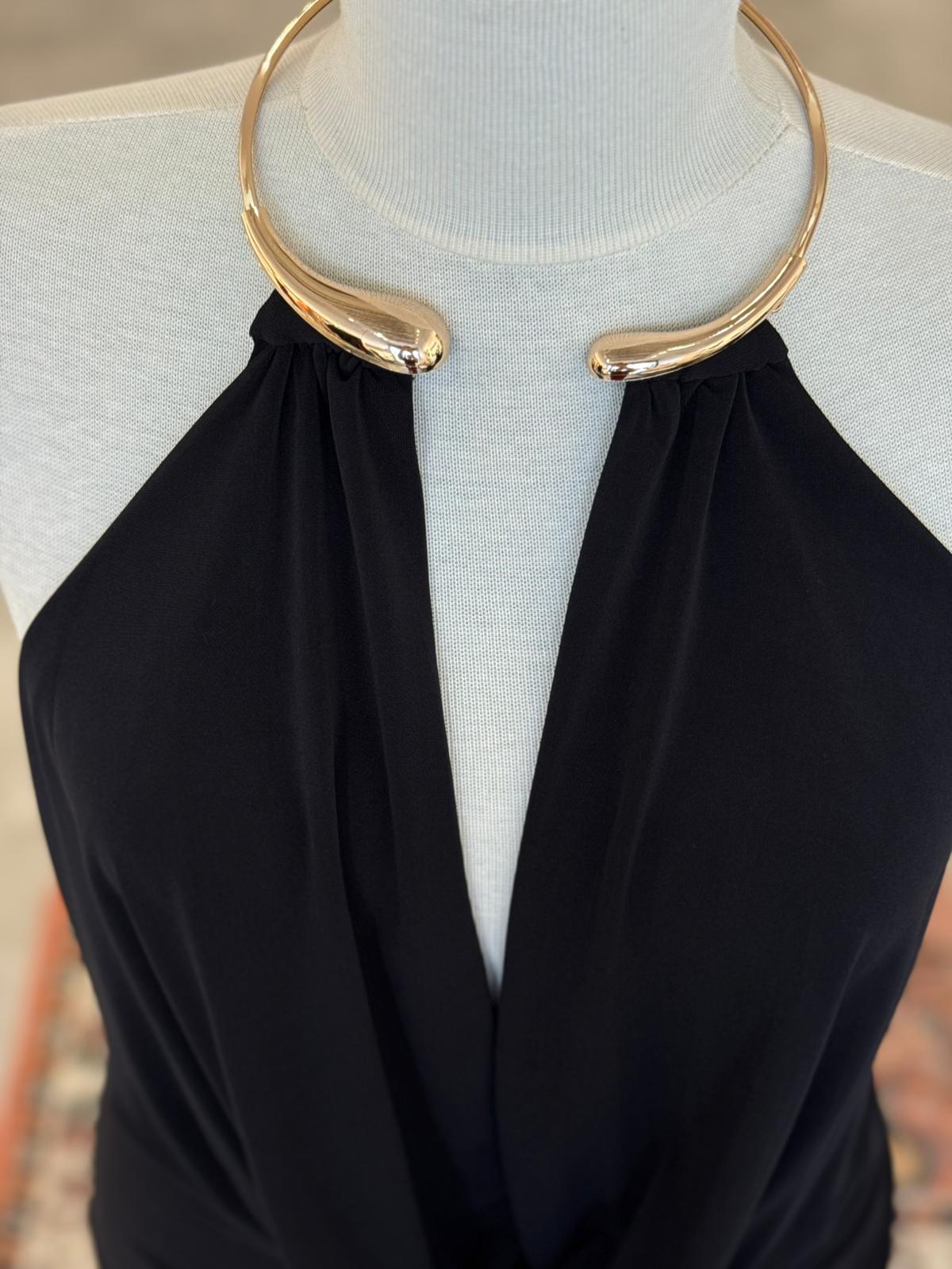 Kolyeli Dekolteli Siyah Bluz