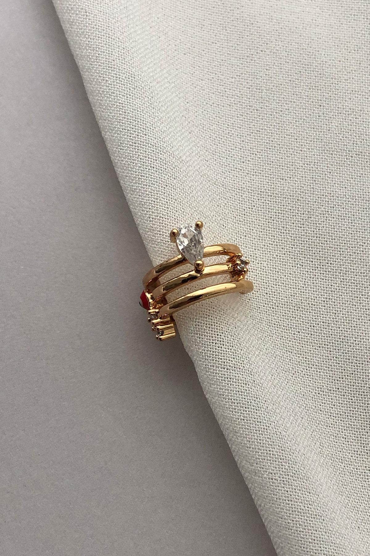 Damla Taşlı Model Gold Detaylı Kıkırdak Küpe