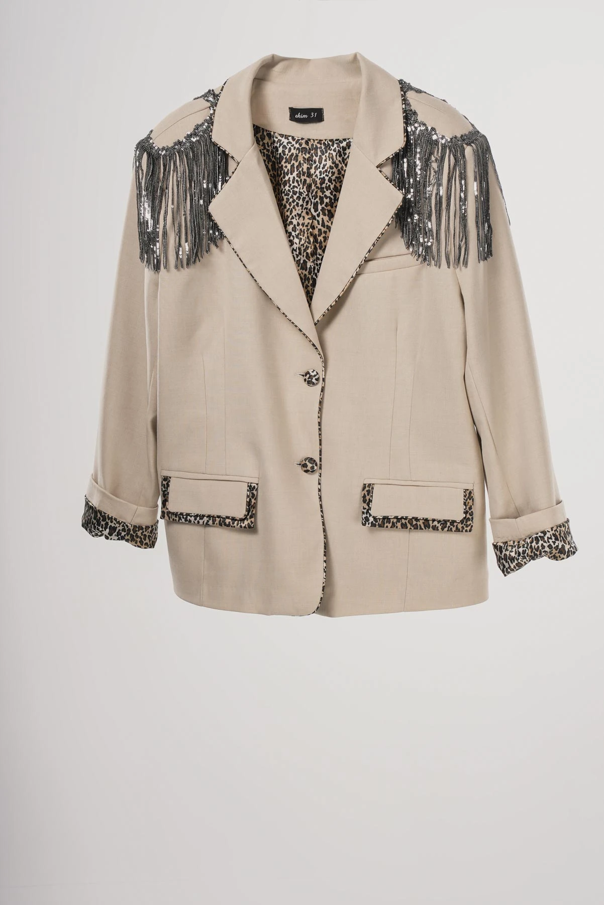 Leopar Parıltısı | Pul ve Leopar Detaylı Ceket