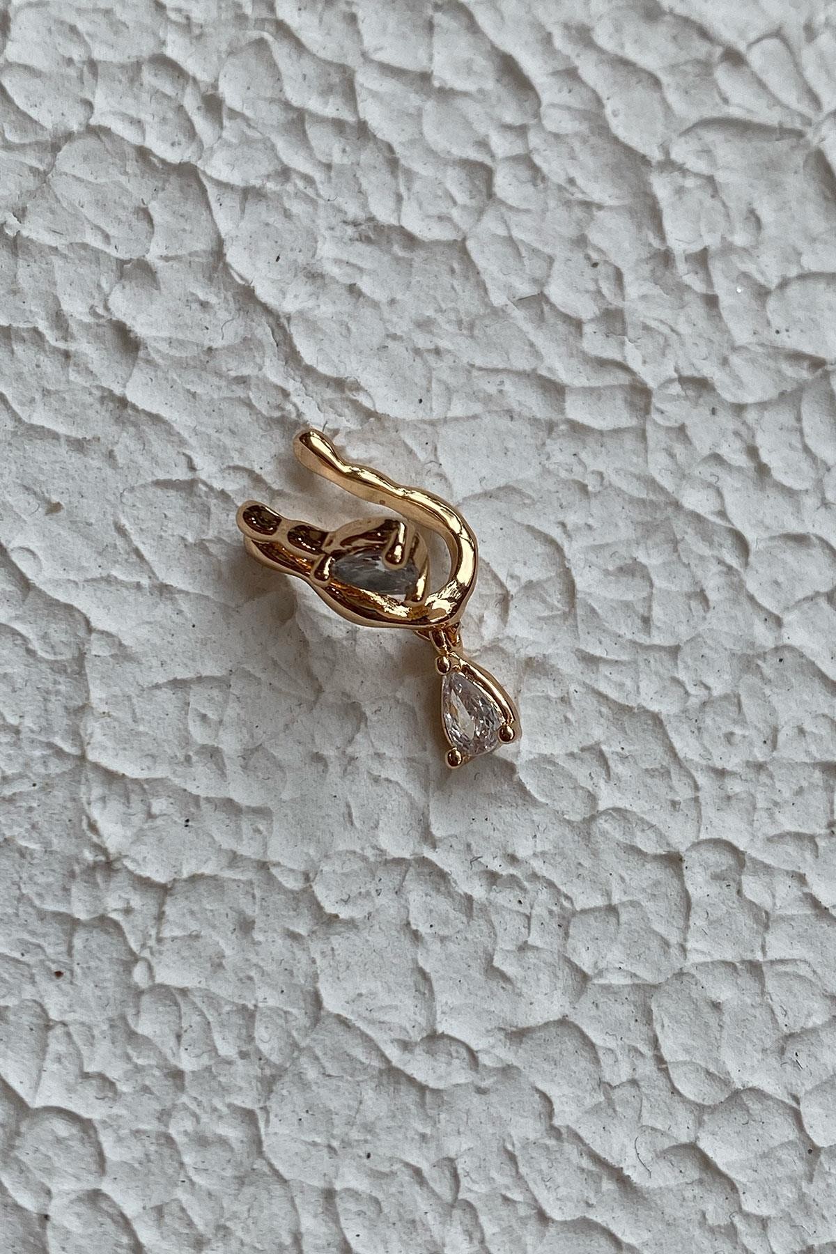 Damla Taş Model Gold Detaylı Kıkırdak Küpe