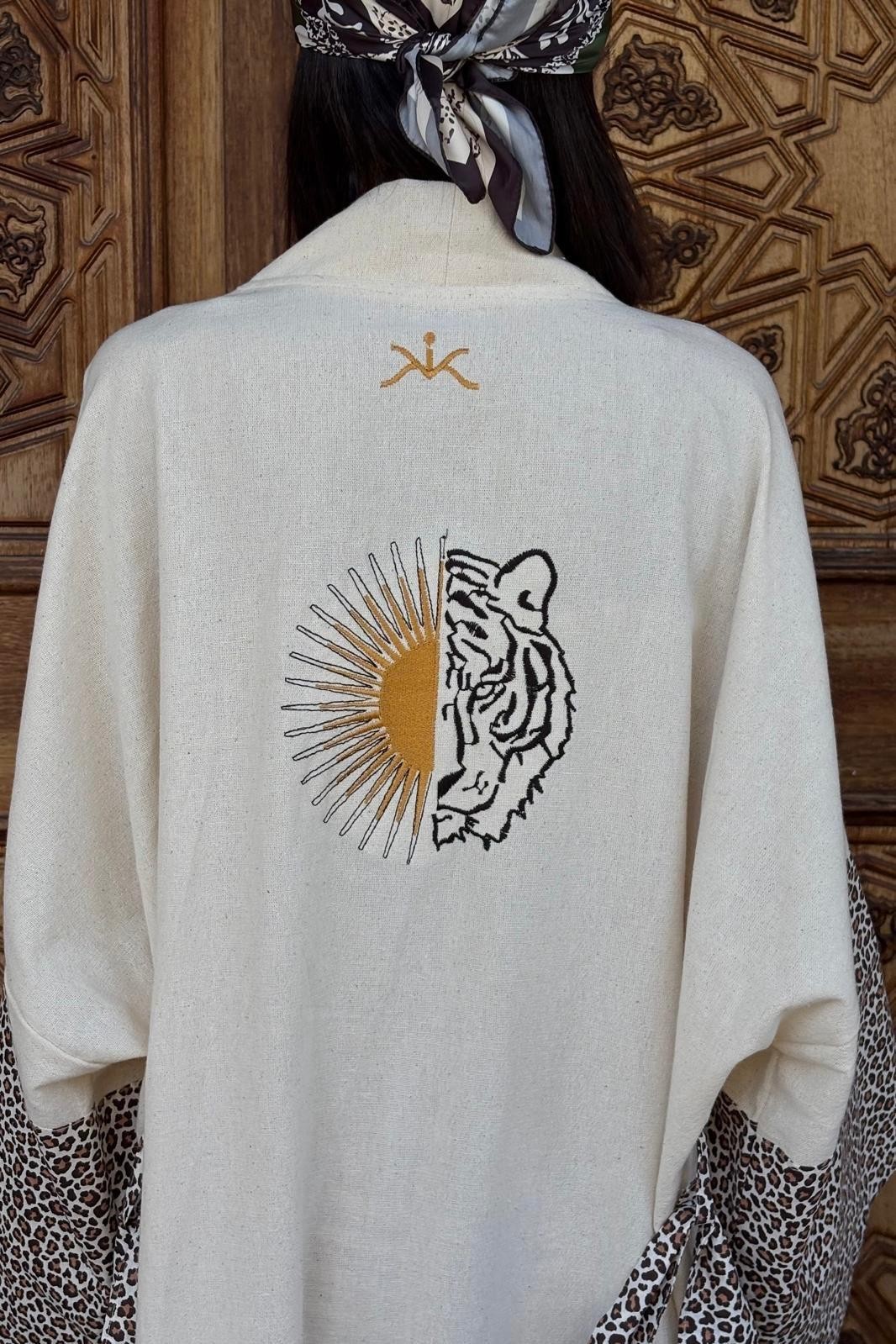 Güç Kimono