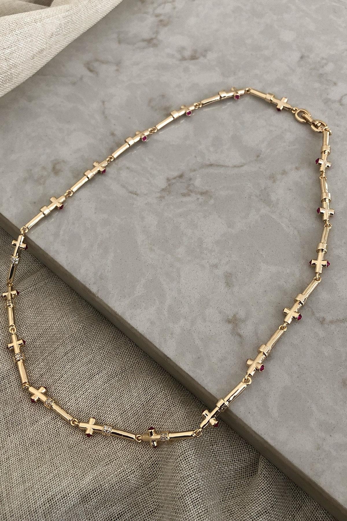 Minimal Taşlı Model Gold Detaylı Kaplama Kolye