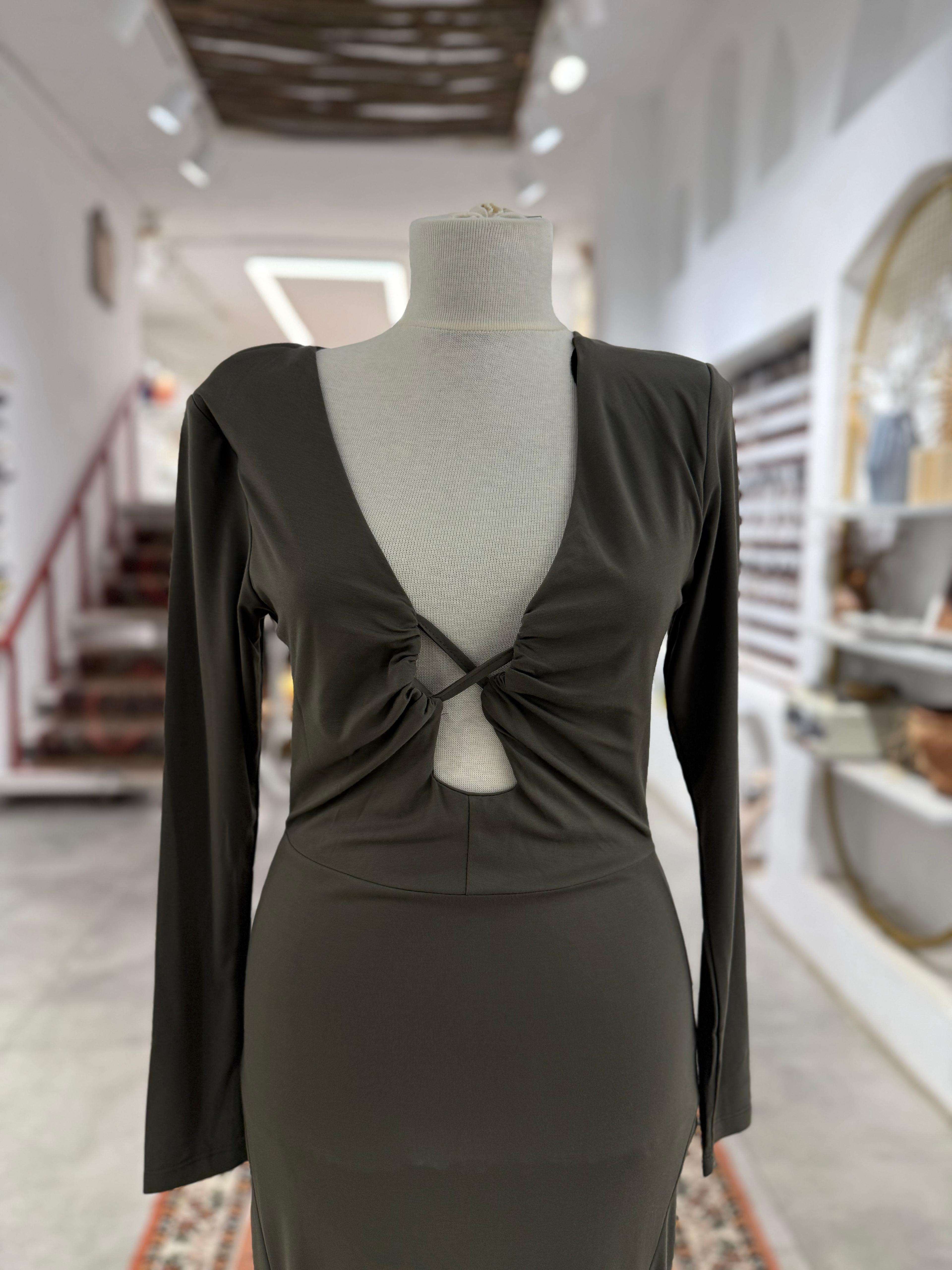 Önden Düğmeli Maxi Elbise