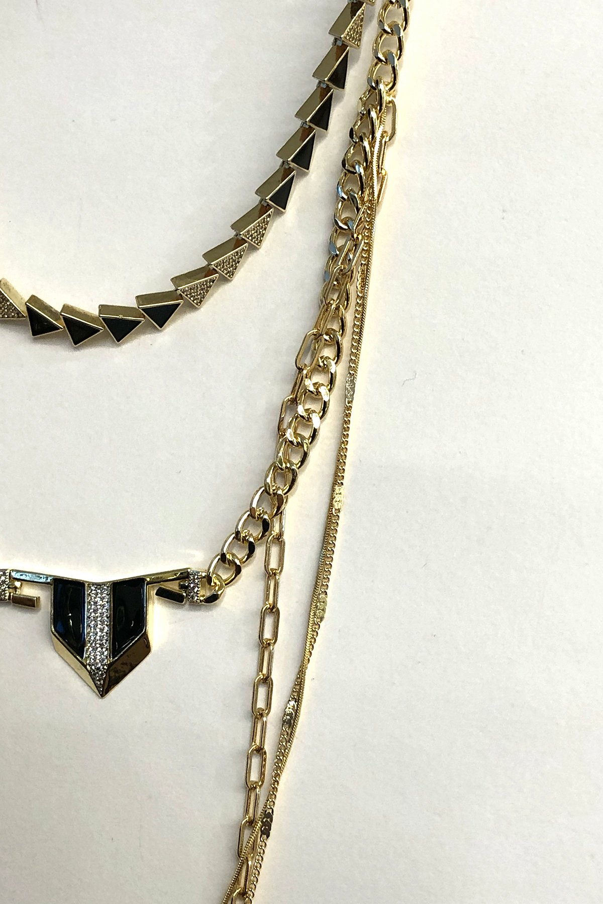 Siyah Gold Detaylı Çoklu Kolye