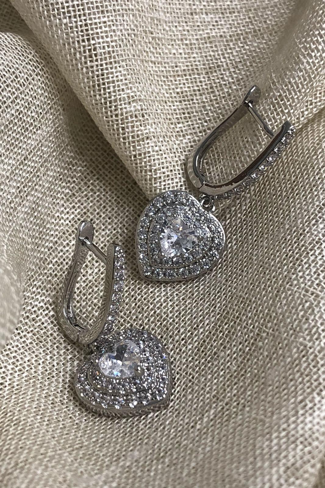 Kalp Model Zirkon Taş Gümüş Küpe