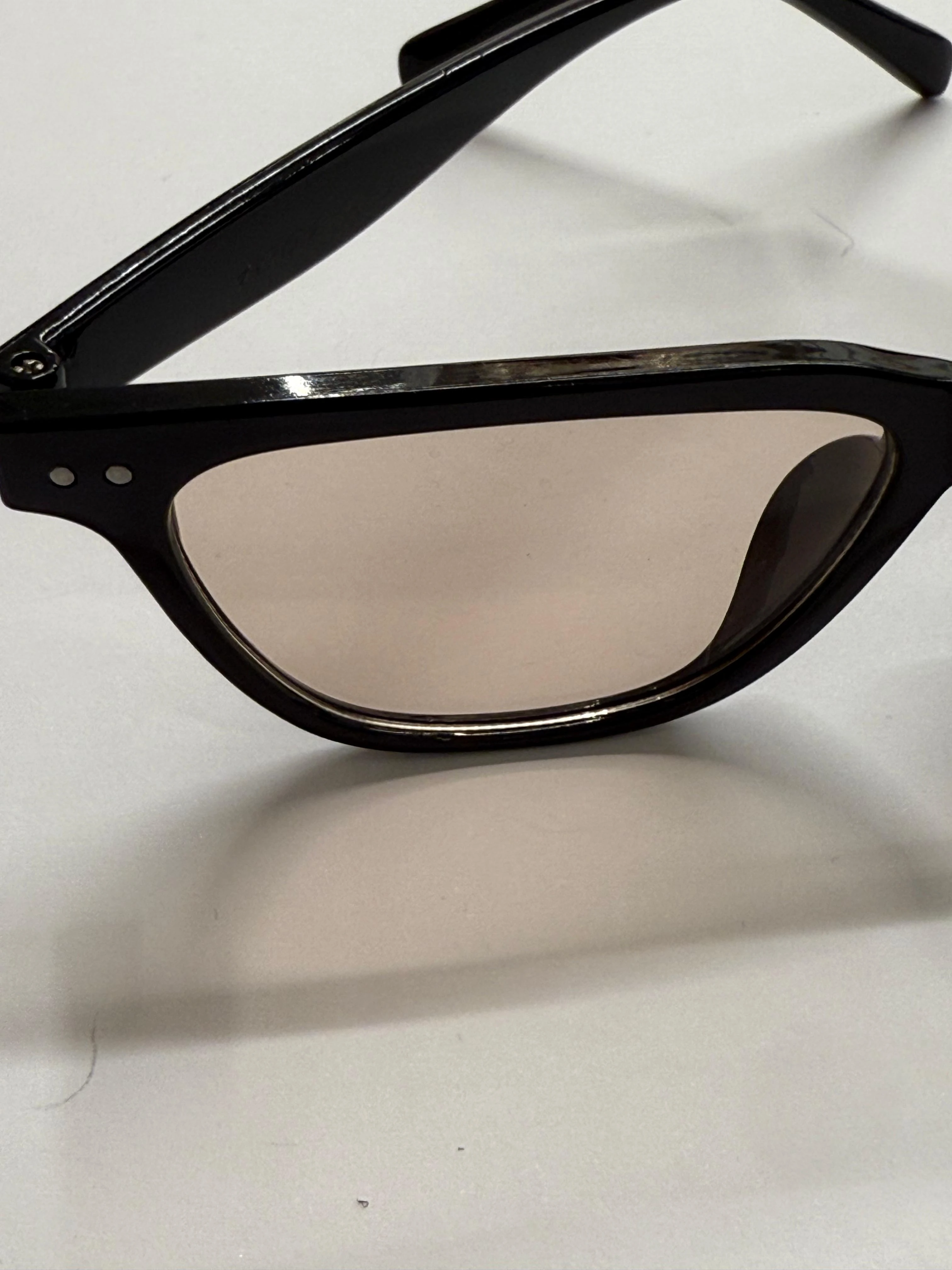 Karartmalı Cam  Gözlük