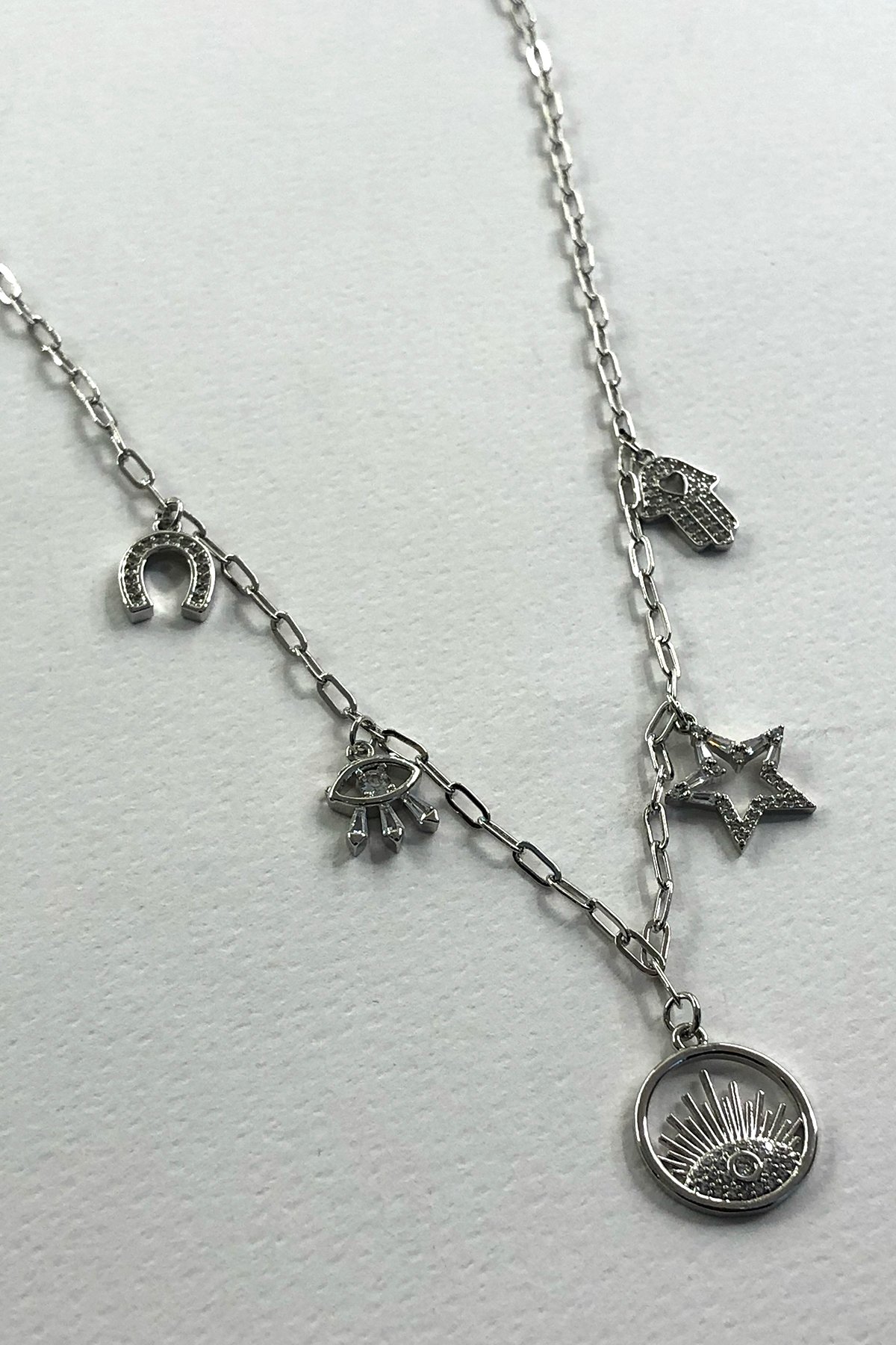 Sembol Model Silver Detaylı Kolye