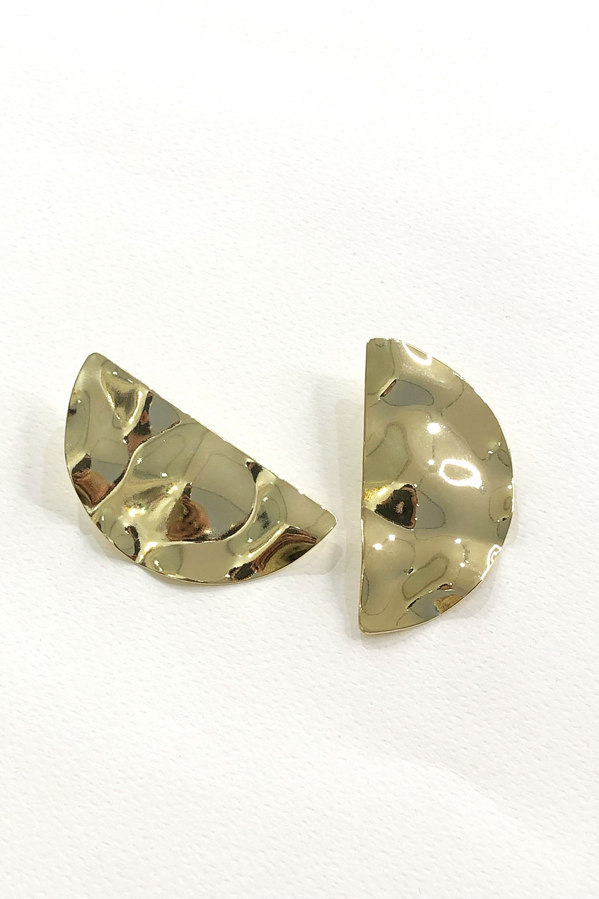 Soyut Model Gold Detaylı Küpe