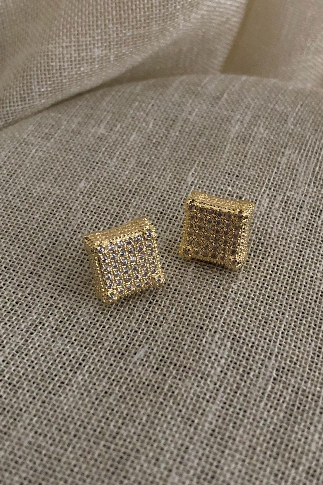 Minimal Kare Model Gold Küpe