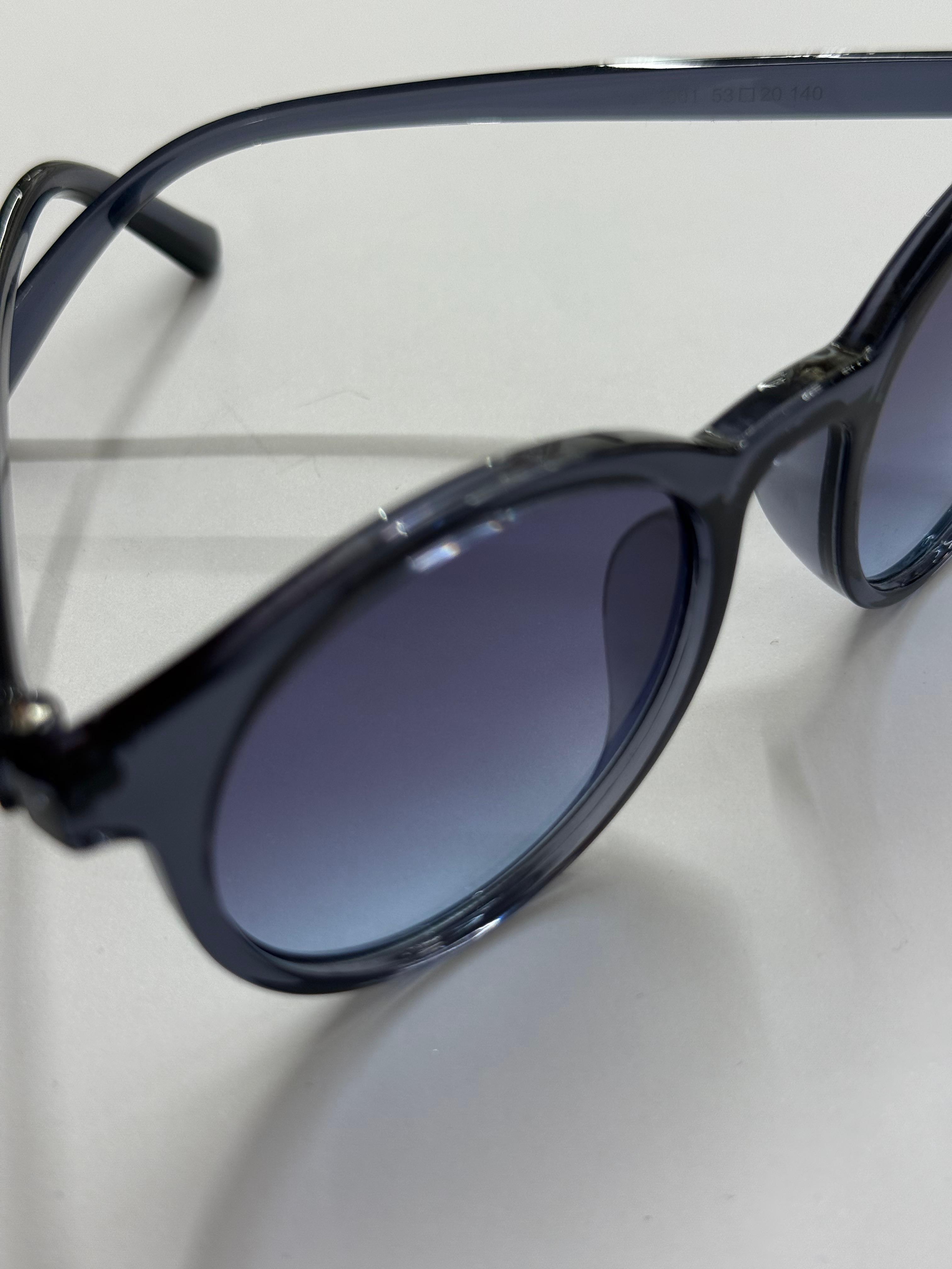 Mavi Camlı Gözlük