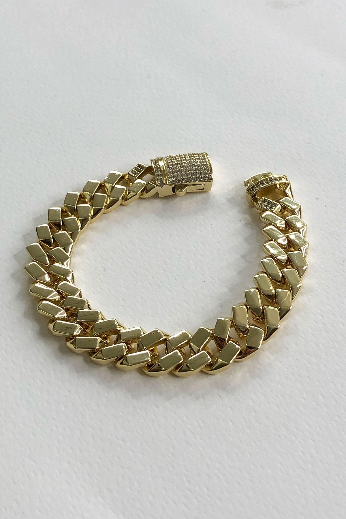 Gurmet Taşlı Model Gold Detaylı Xp Kaplama Bileklik