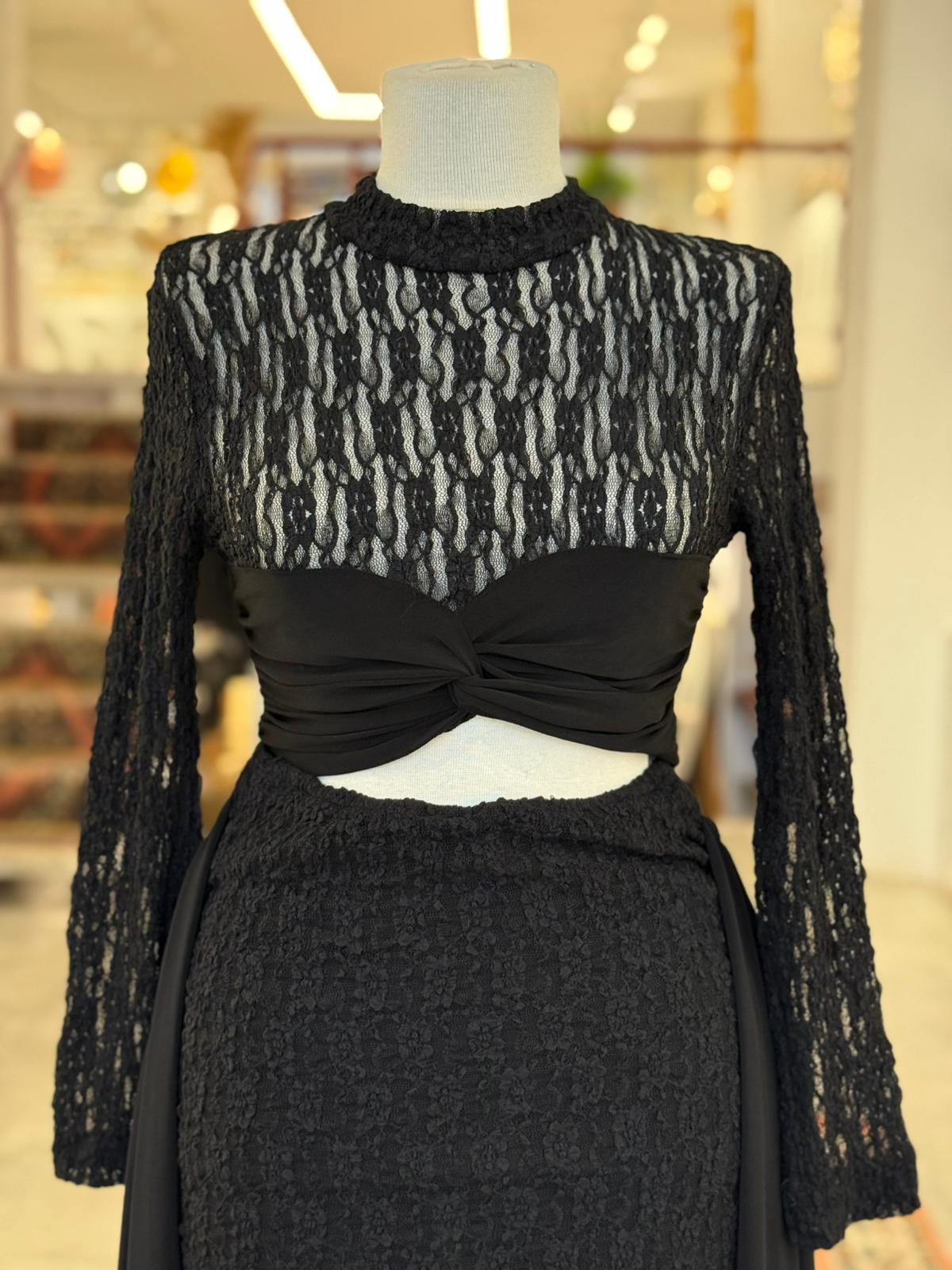 Bağlamalı Etekli Siyah Takım