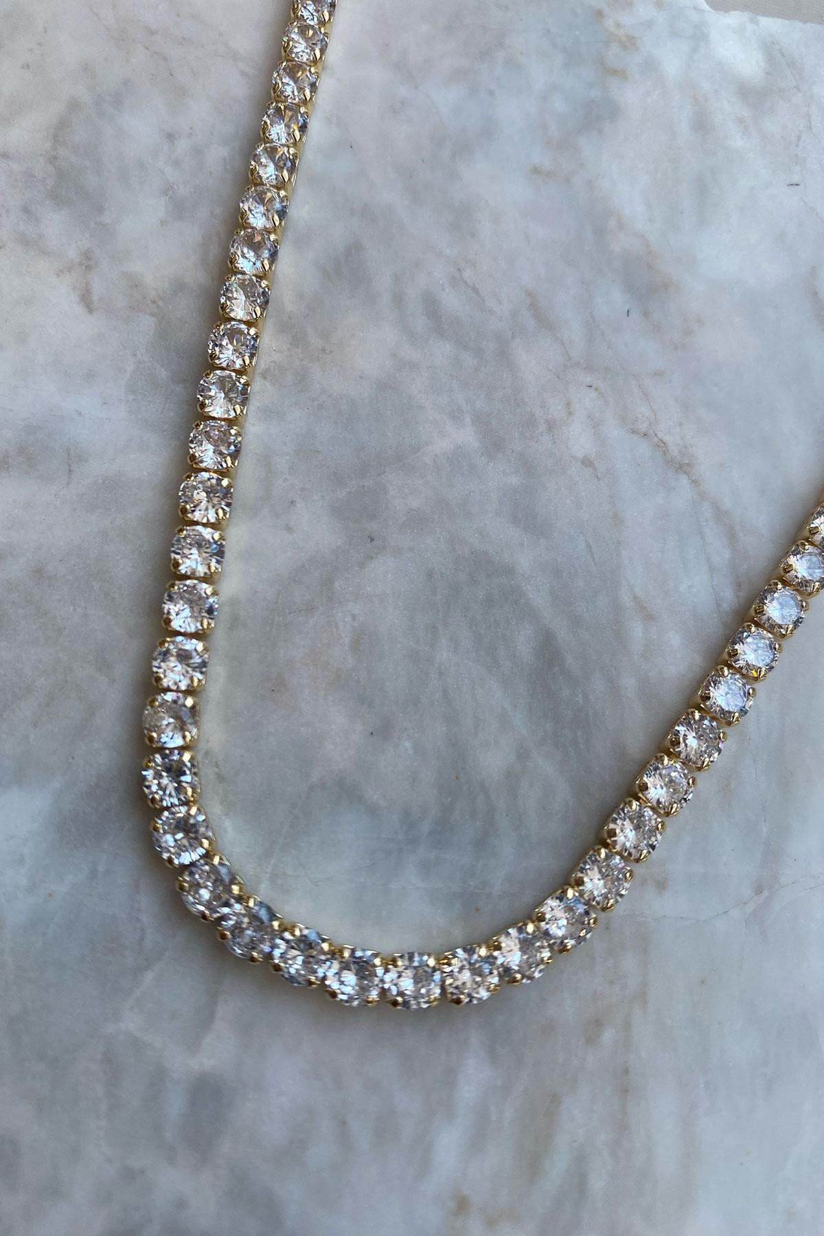 Su Yolu Model Gold Detaylı Zirkon Taş Kolye