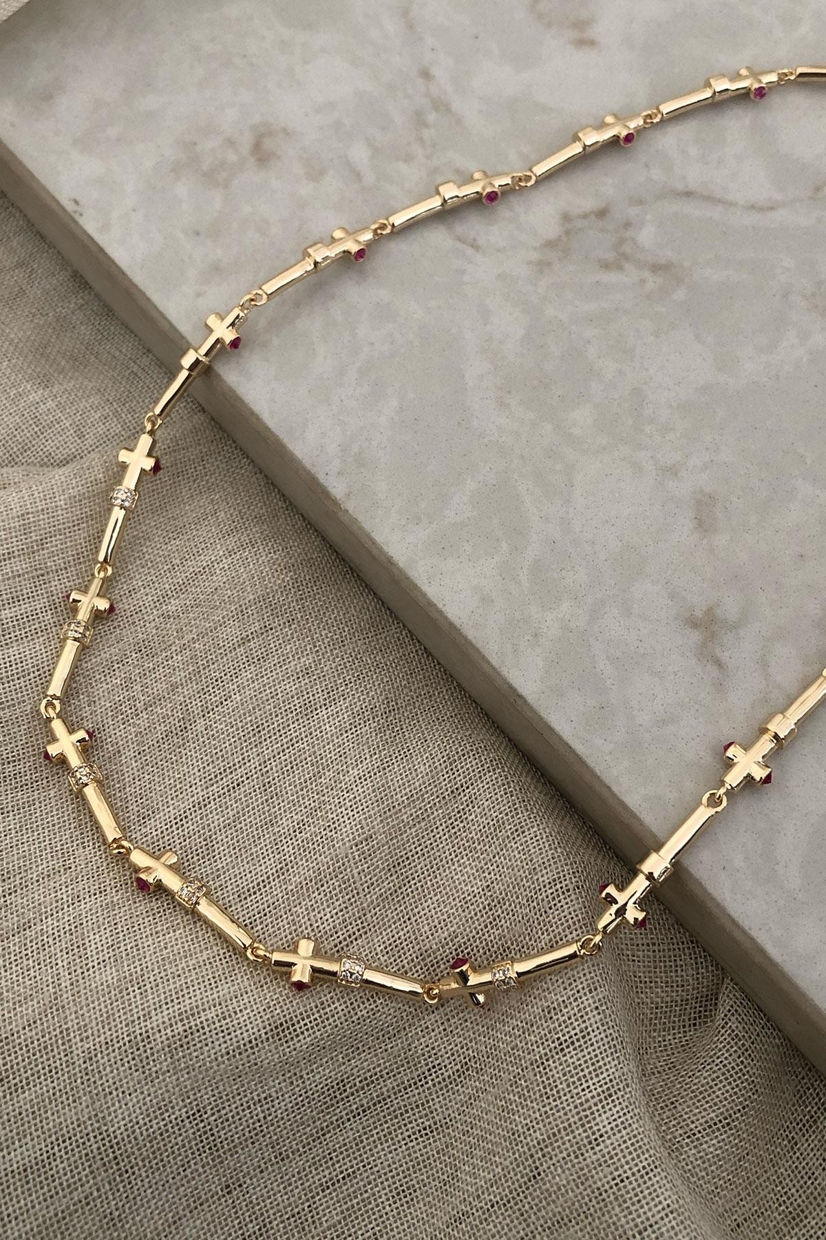 Minimal Taşlı Model Gold Detaylı Kaplama Kolye