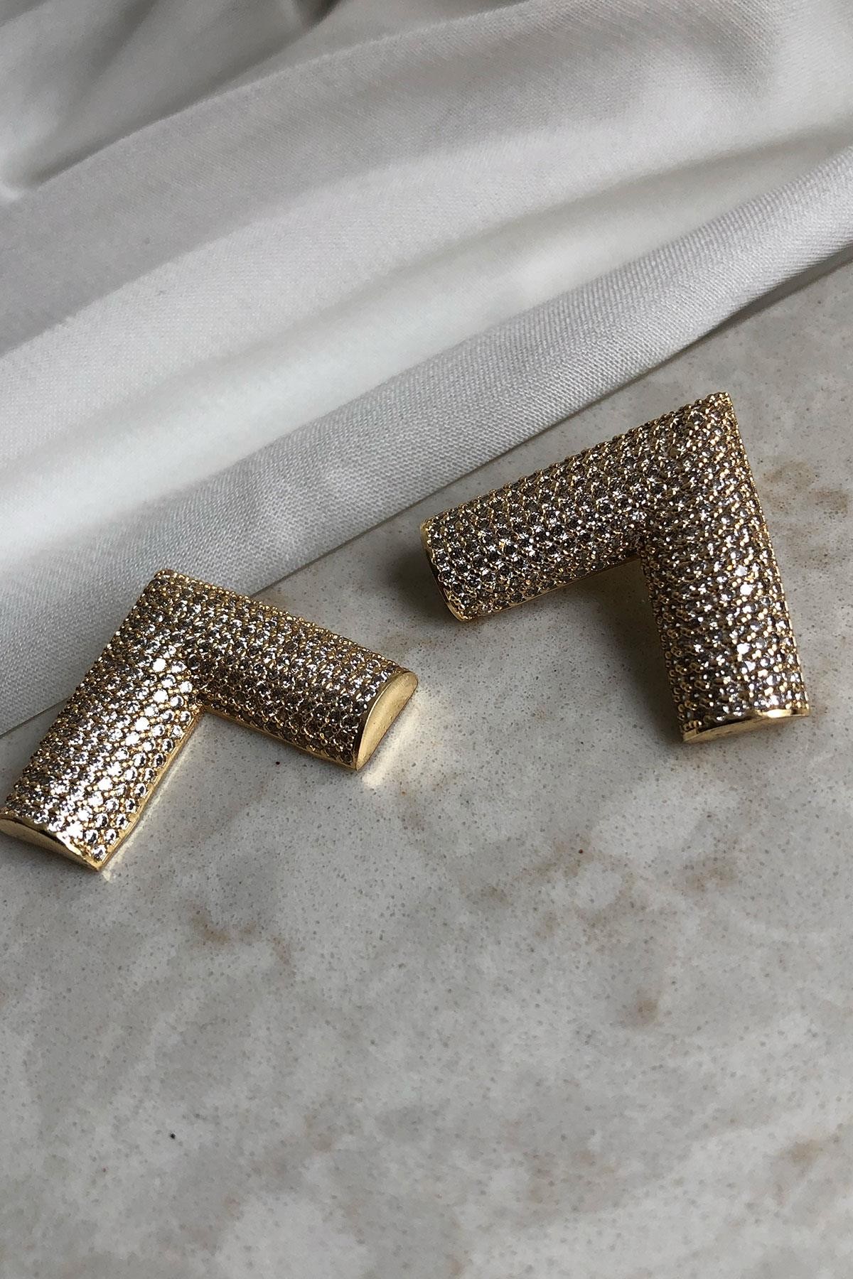 V Model Taşlı Gold Detaylı Kaplama Küpe