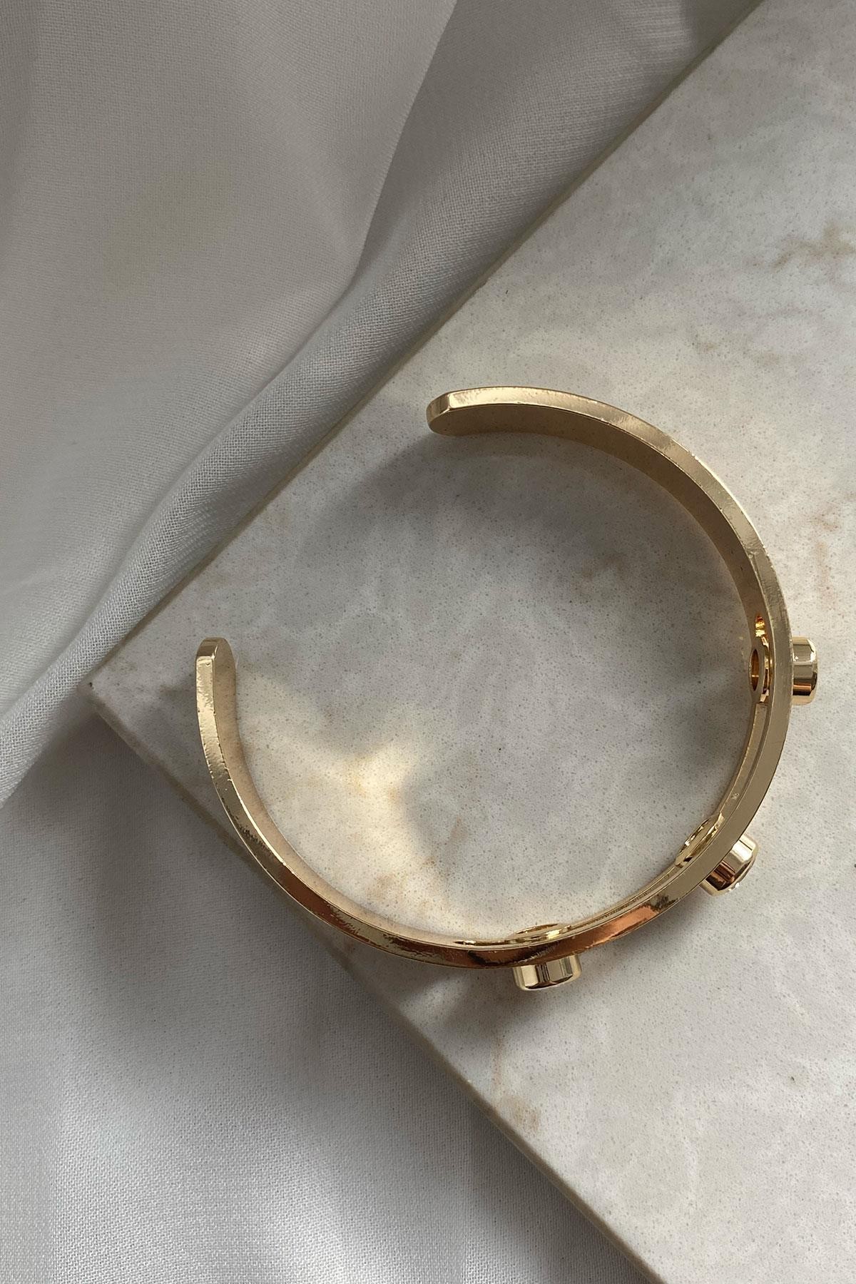 Taşlı Model Gold Detaylı Kelepçe Bileklik