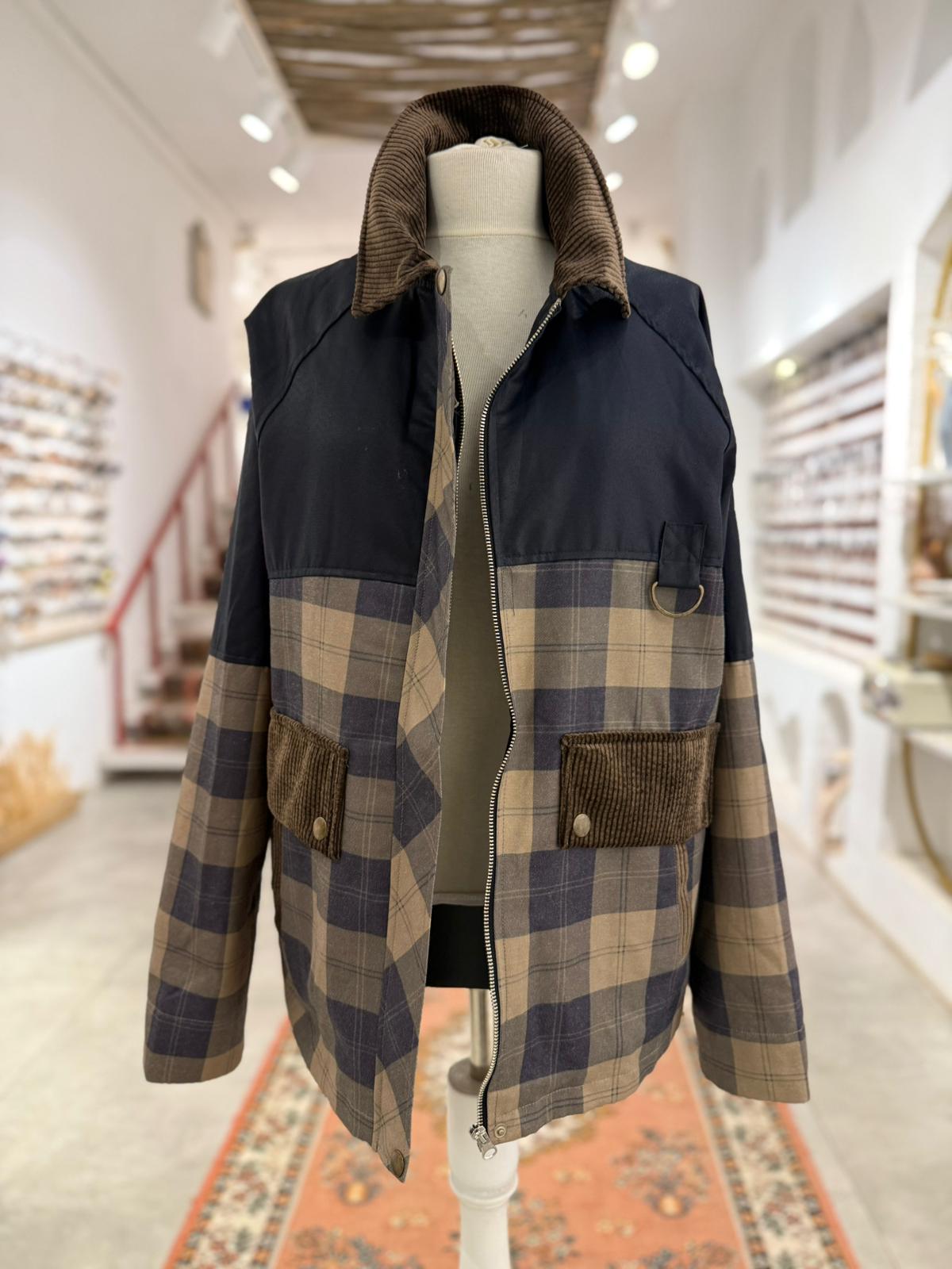 Yakası Kadife Kareli Mont