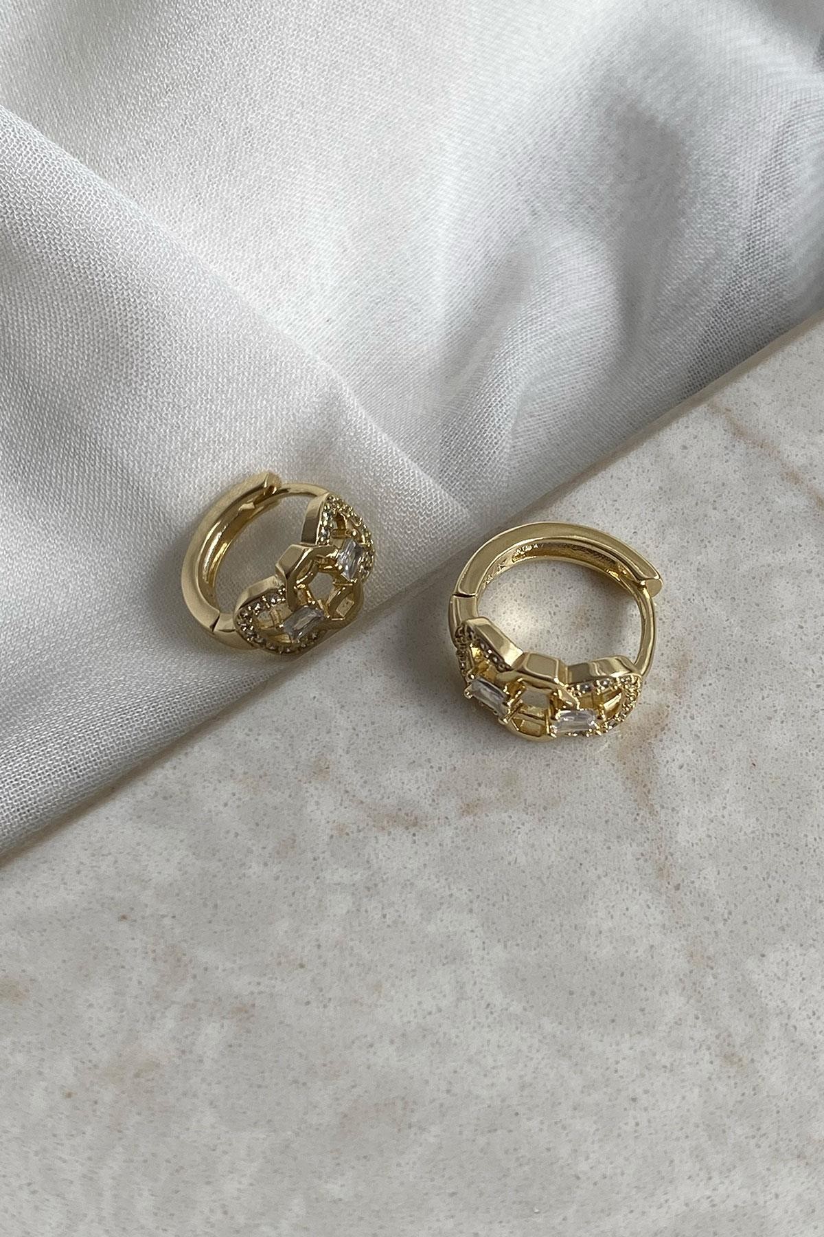 Zirkon Taş Model Gold Detaylı Minimal Küpe