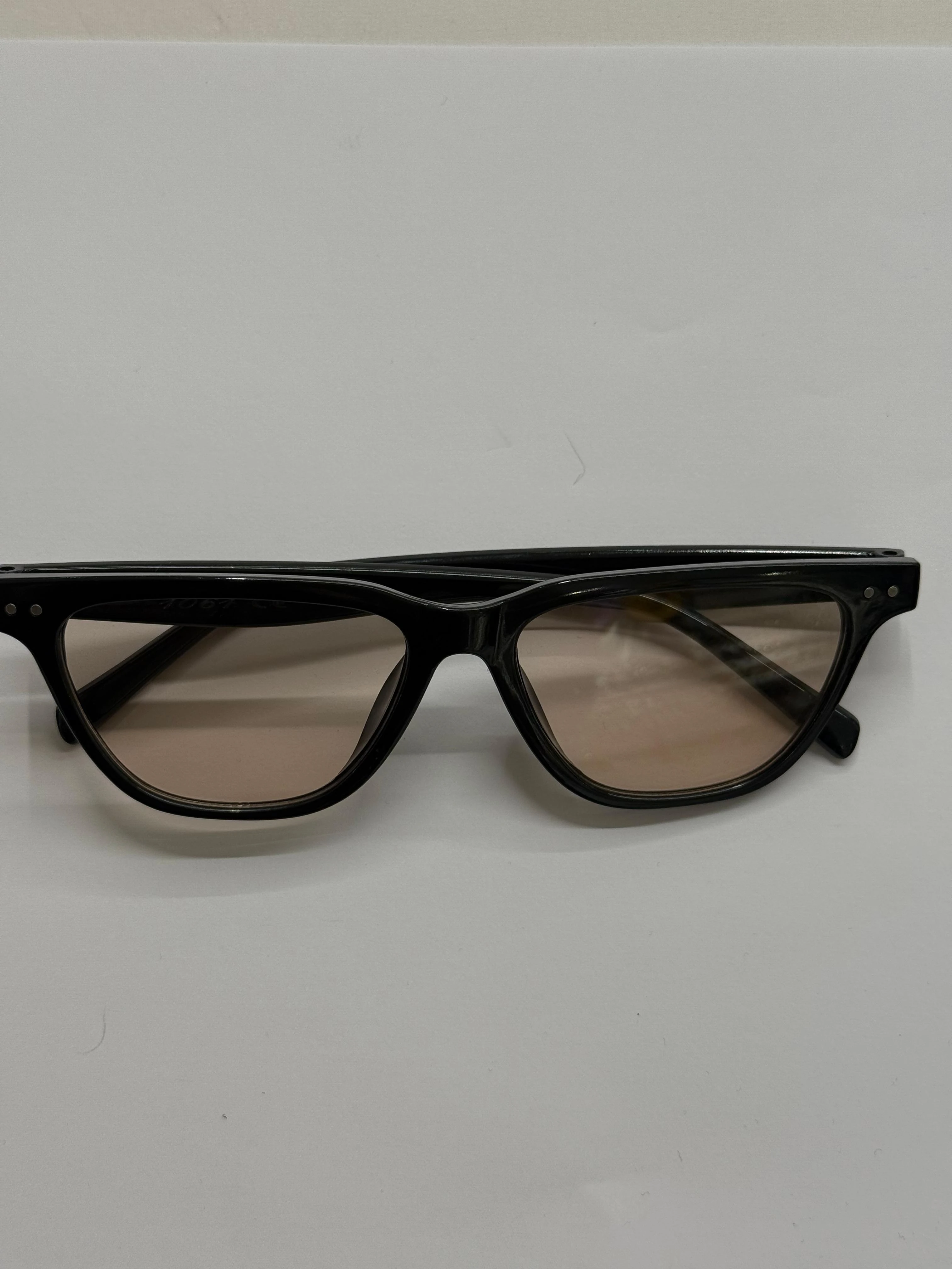 Karartmalı Cam  Gözlük