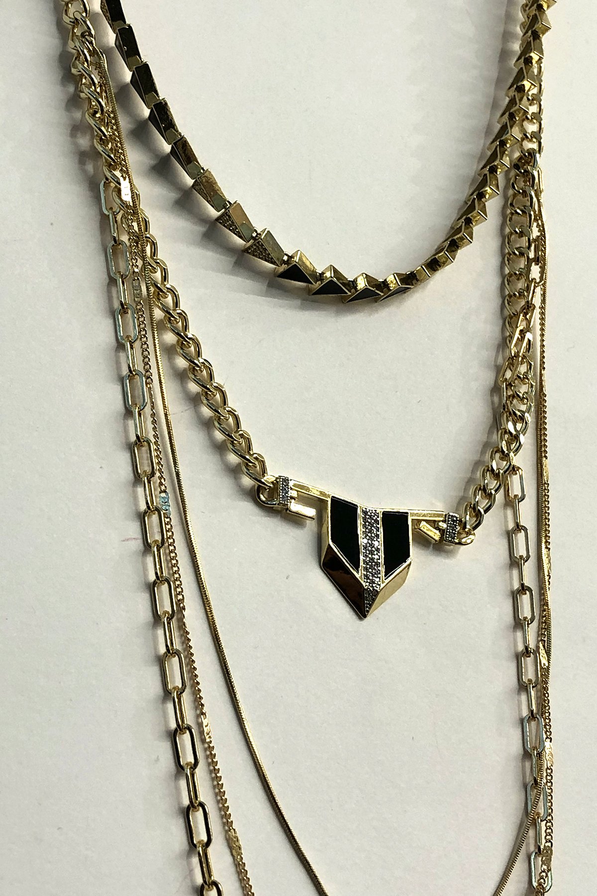 Siyah Gold Detaylı Çoklu Kolye