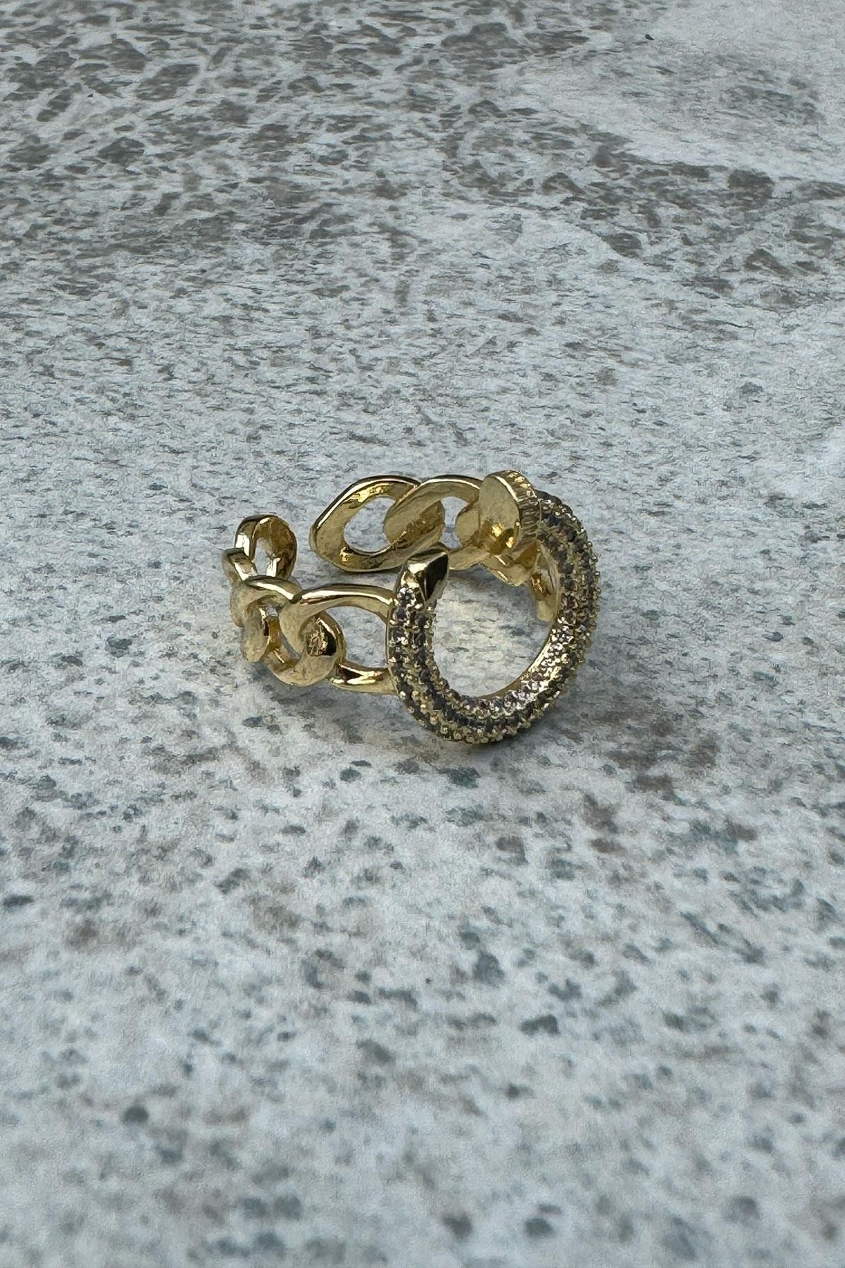Taşlı Daire Gold Detaylı Zirkon Taşlı Yüzük