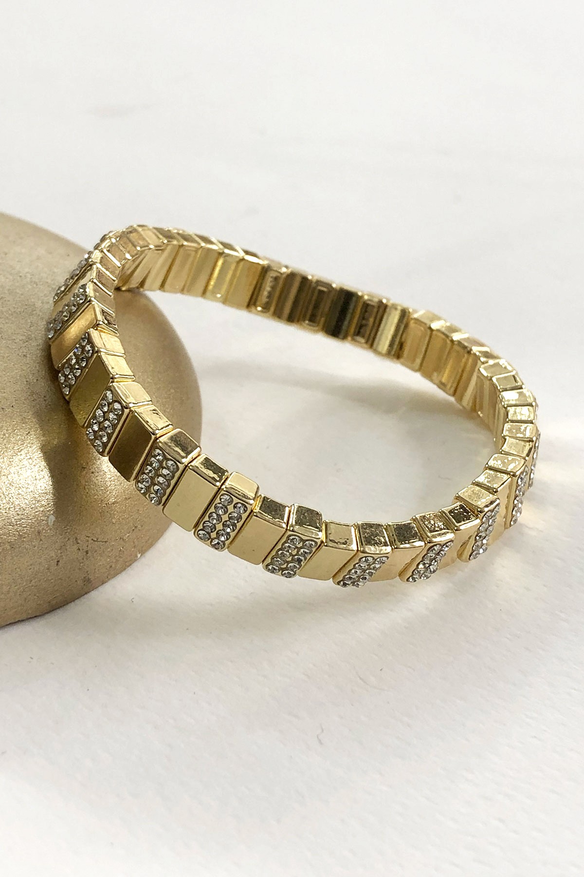 İnce Taşlı Gold Detaylı Lastikli Bileklik