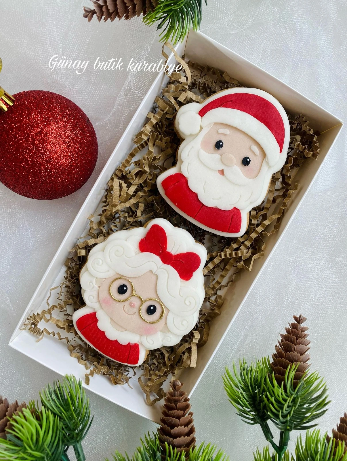 Noel Baba ve Noel Anne Temalı Kurabiye Kalıpları Konsepti