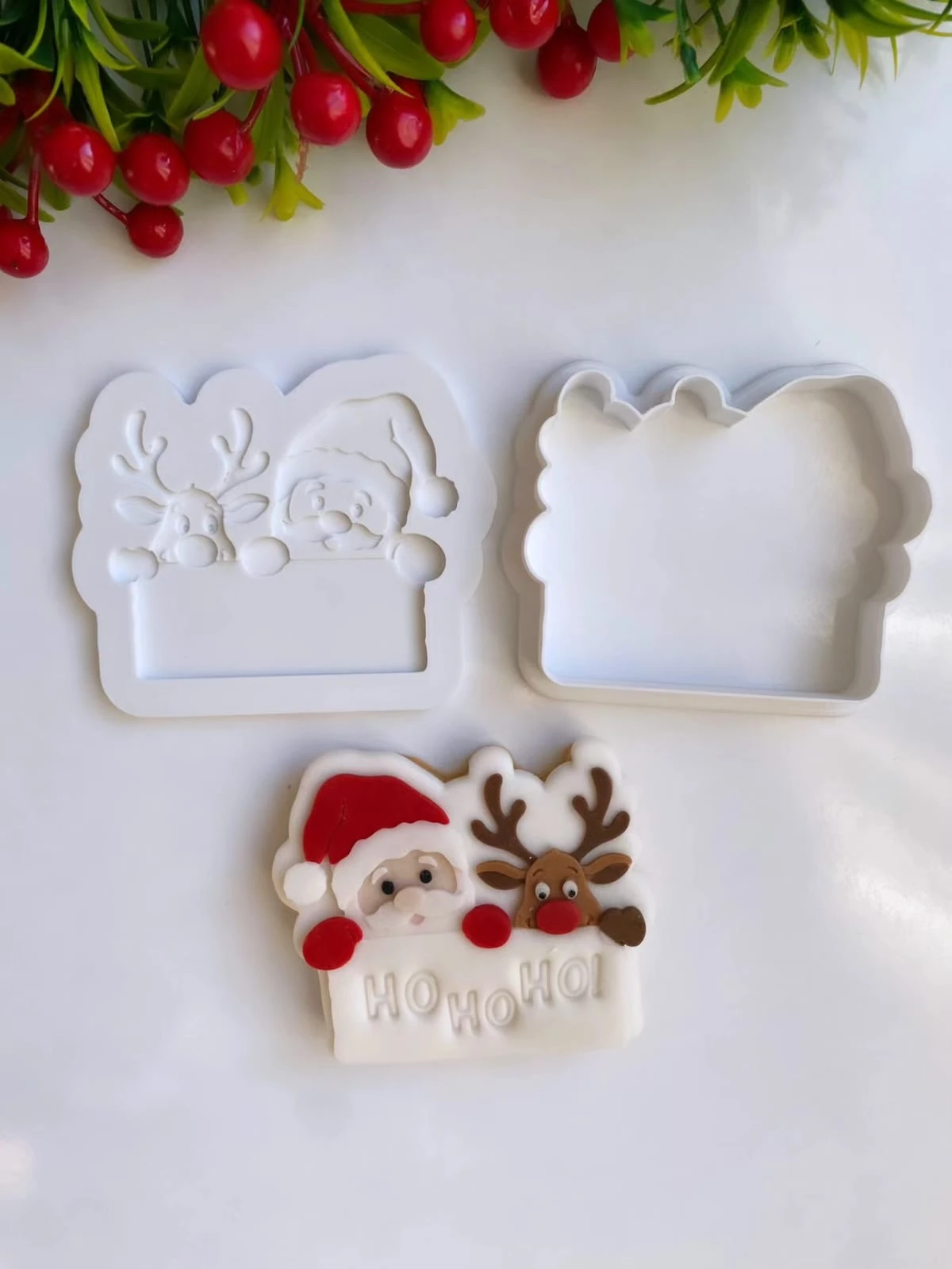 Yılbaşı 2026 Temalı Kurabiye Kalıbı Seti – Noel Baba, Geyik, Elf, Kardan Adam ve Penguen Figürleriyle Yeni Yılın En Tatlı Hali