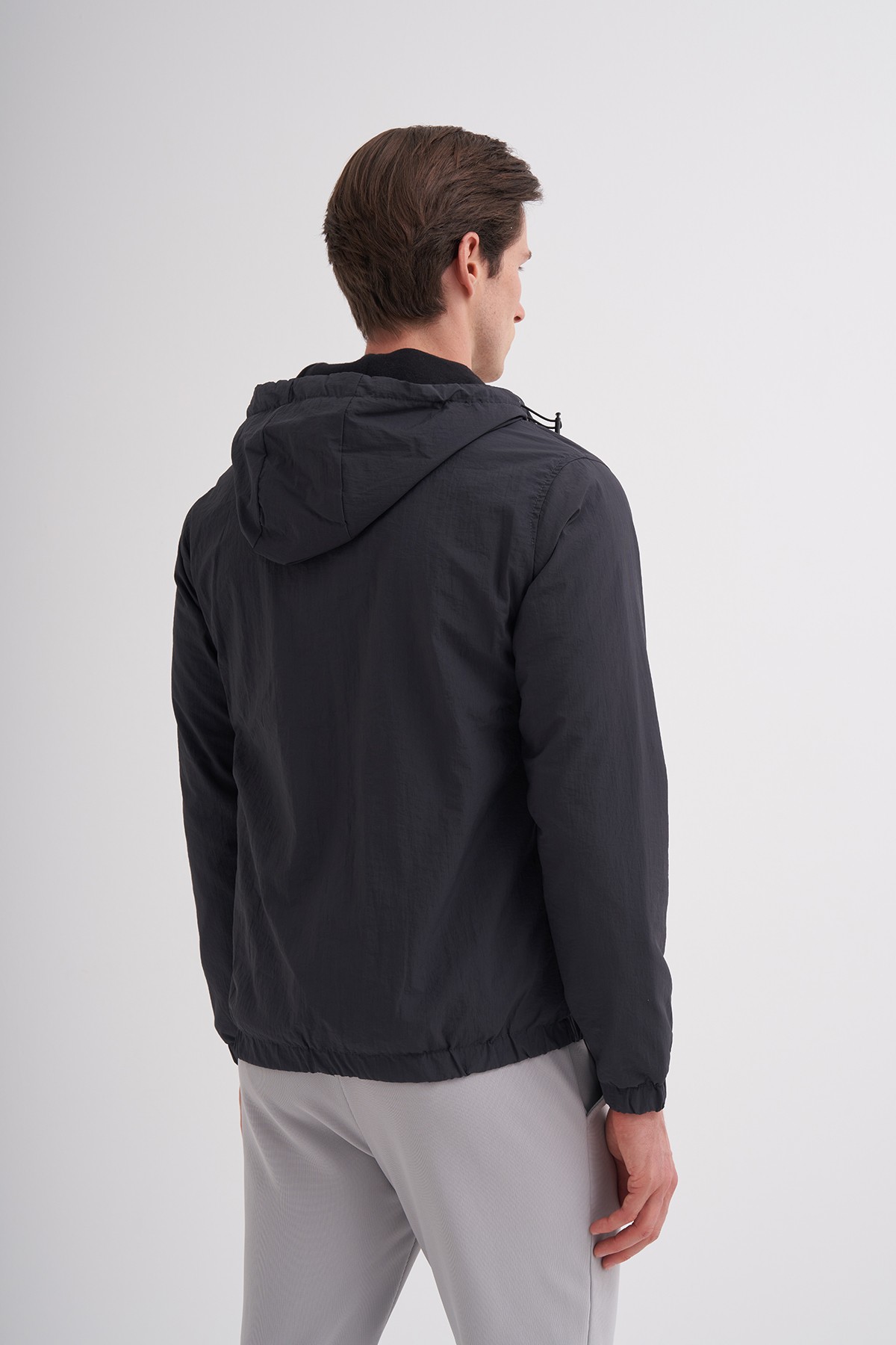 CAZ 10200 CRINKLE MONT