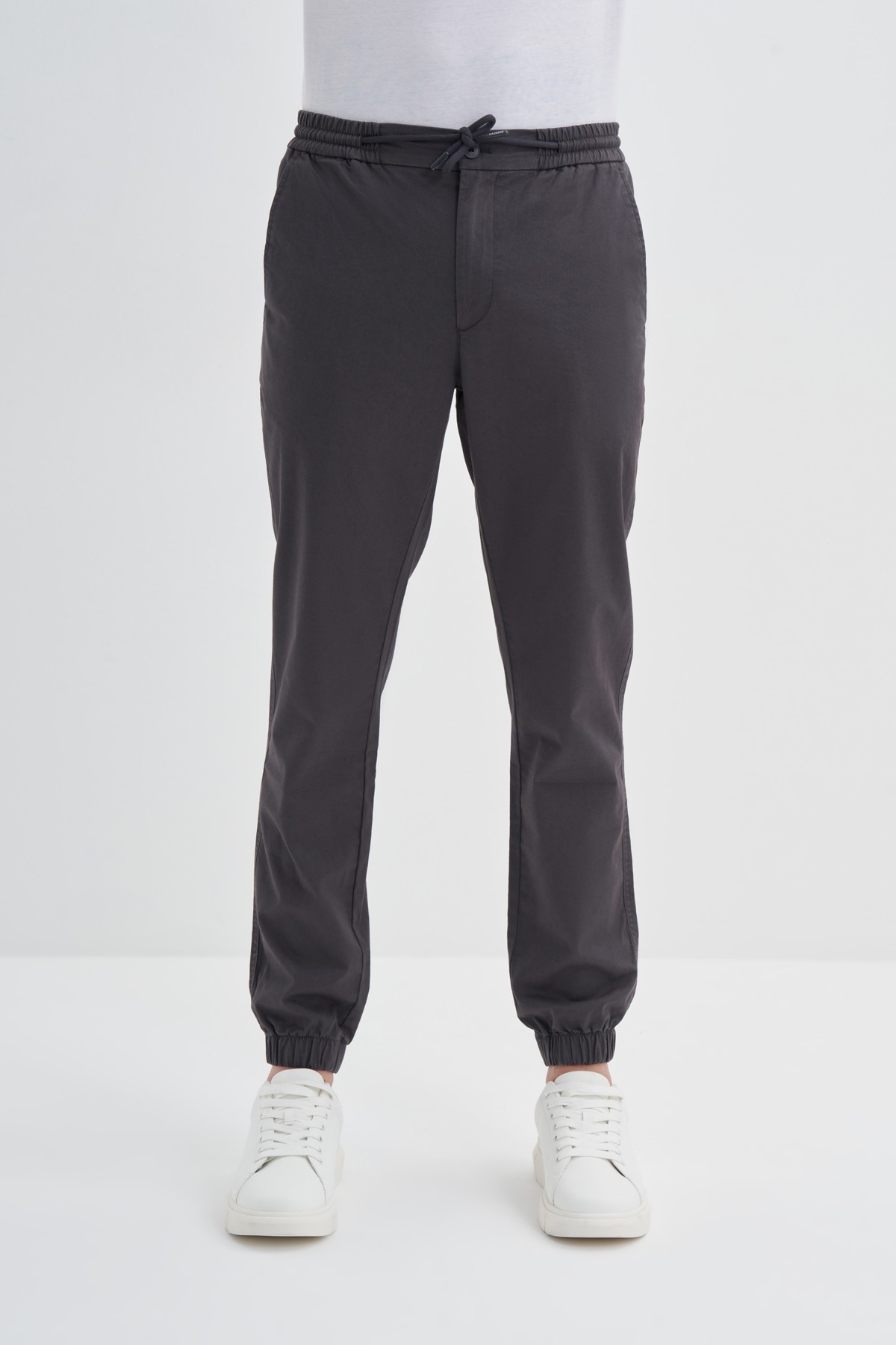 CAZ 0004 JOGGER PANTOLON