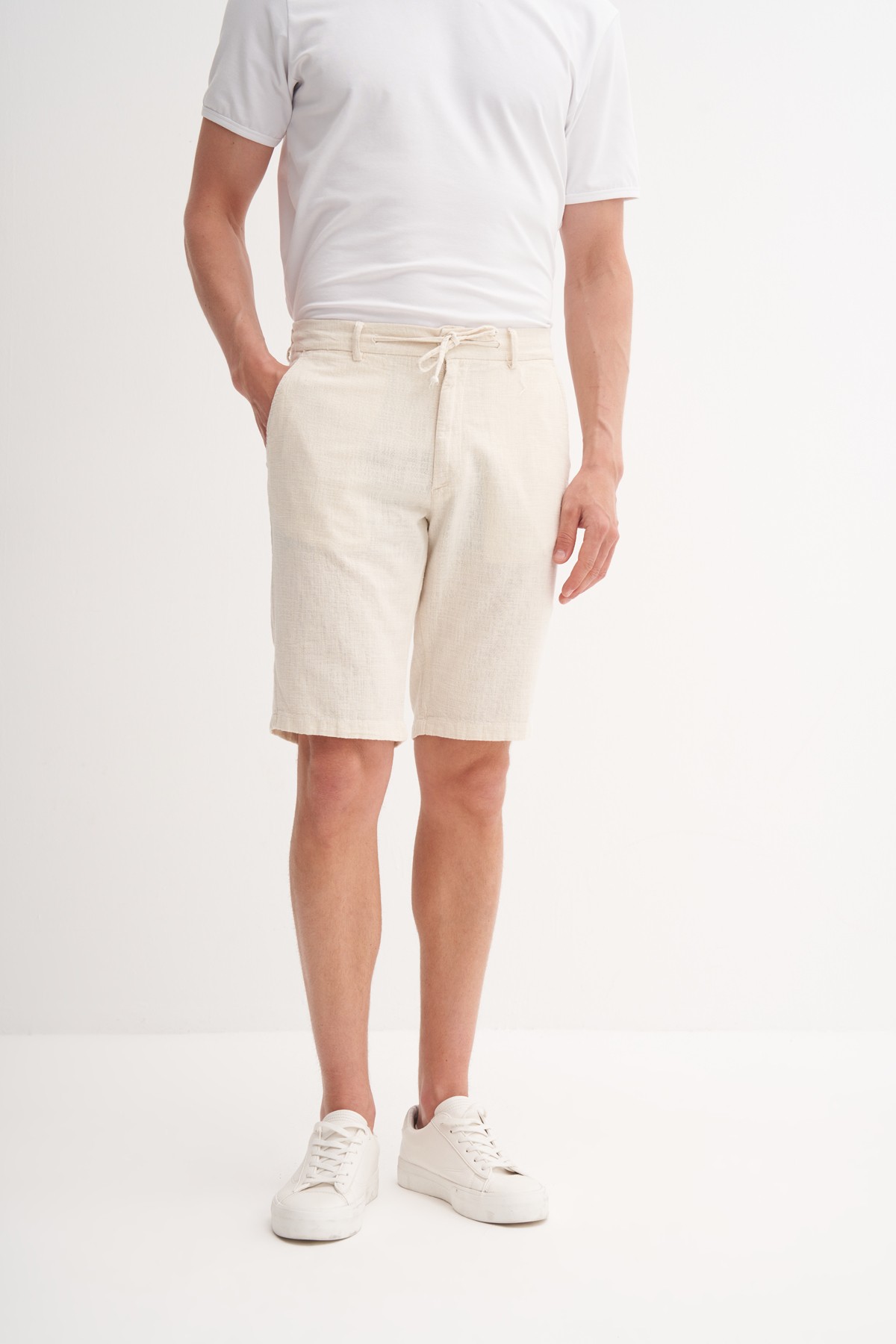 Slim Fit Dar Paça Keten Bermuda Şort 6108 - BEJ