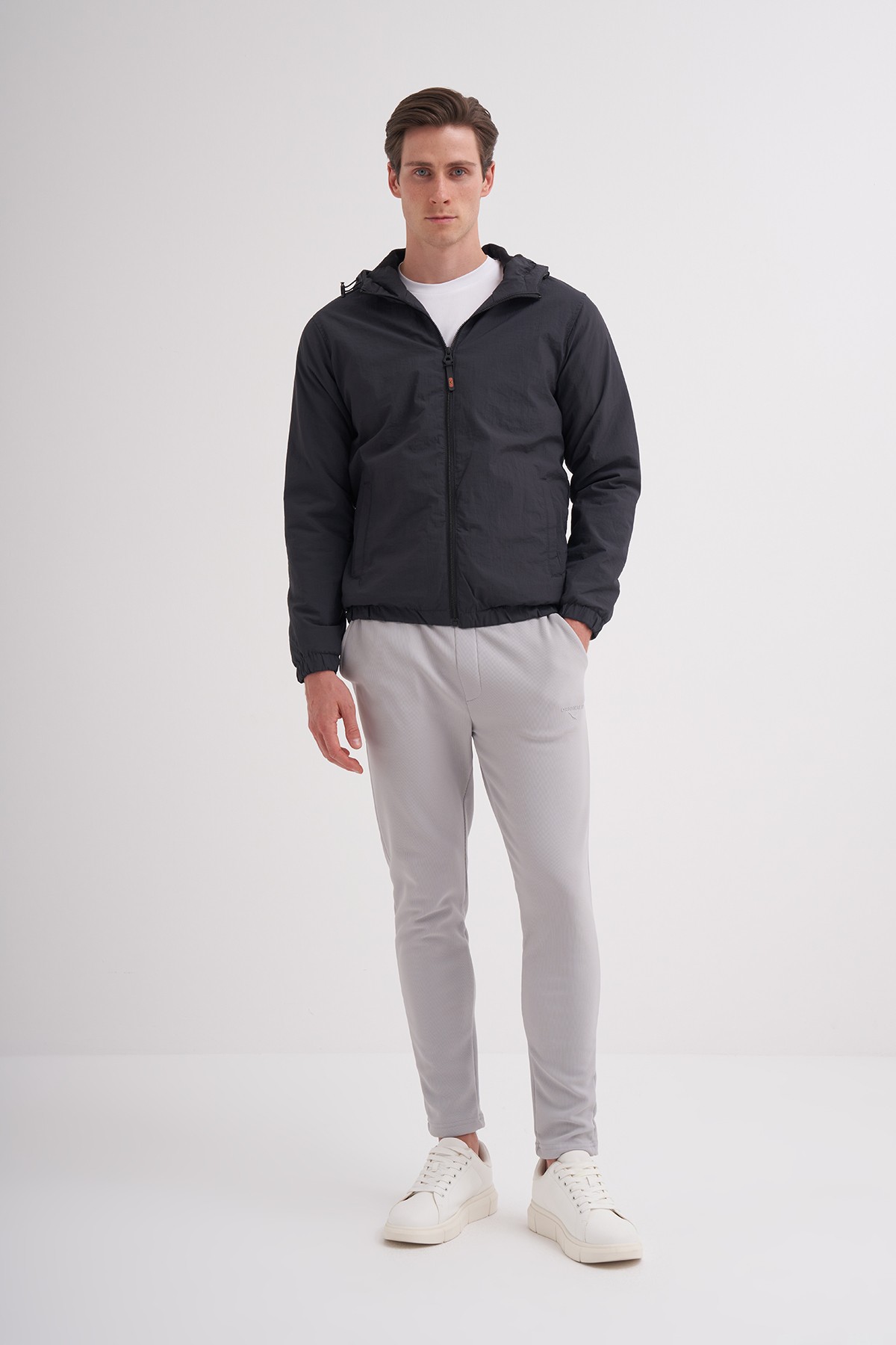 CAZ 10200 CRINKLE MONT