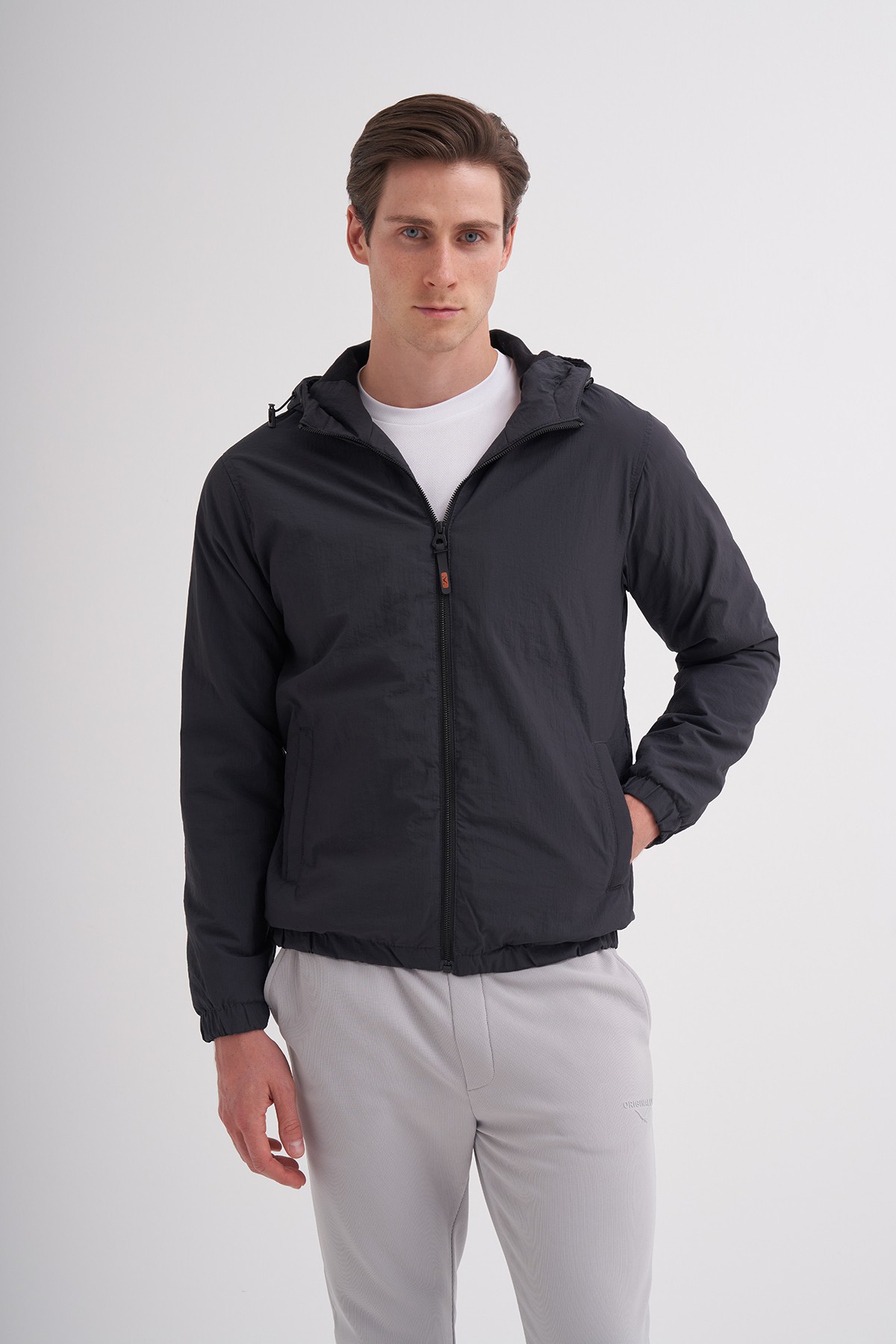 CAZ 10200 CRINKLE MONT