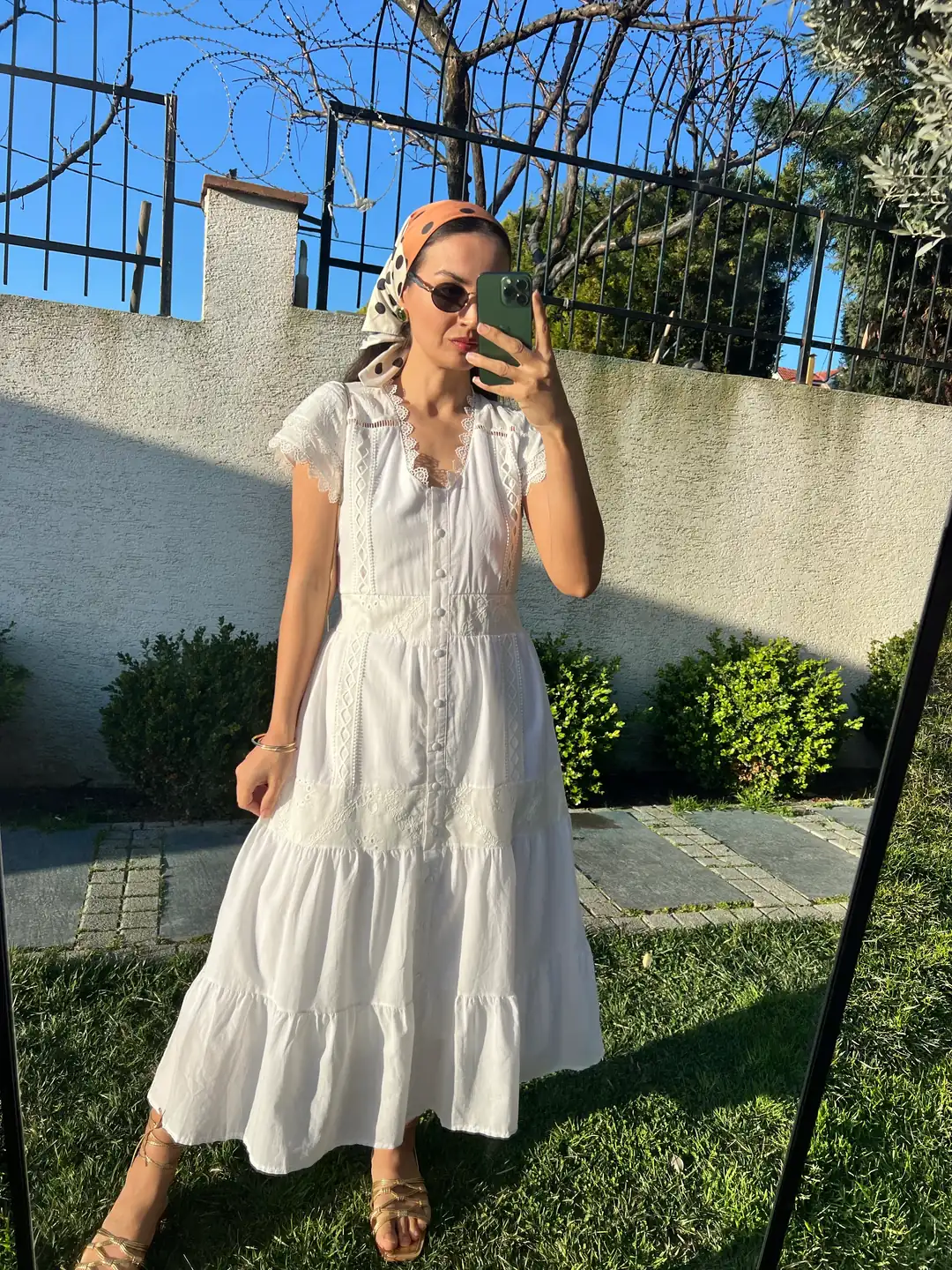 Boydan Düğmeli Fisto Elbise-Beyaz