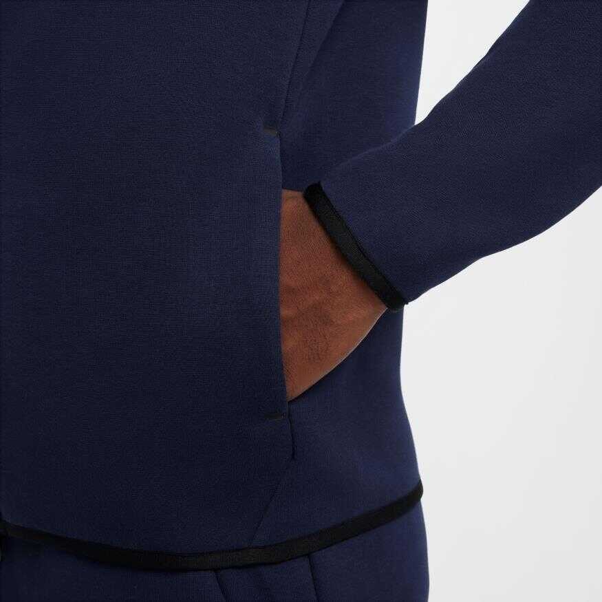Tech Fleece Windrunner 