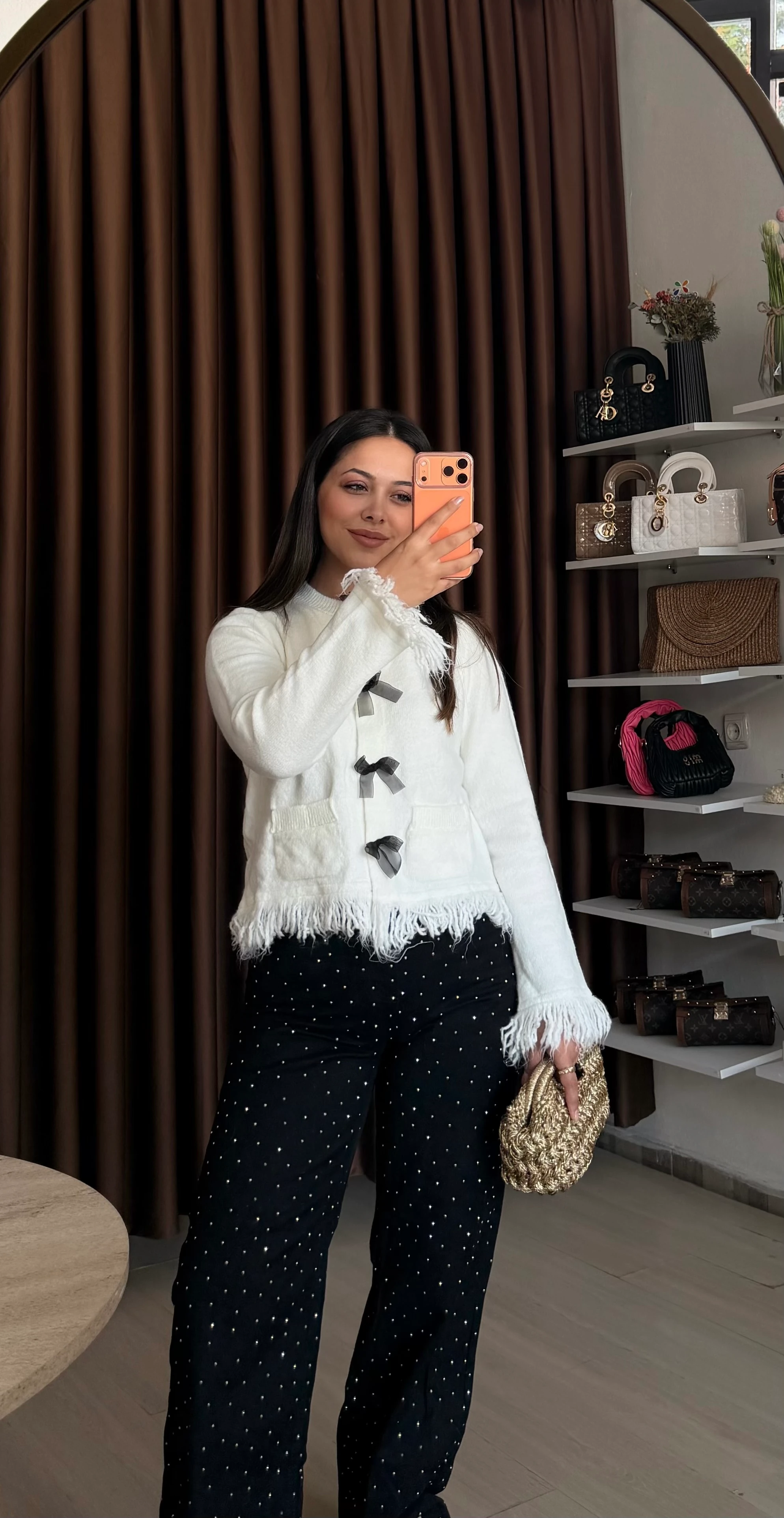 Fiyonk Detay Saçaklı Hırka