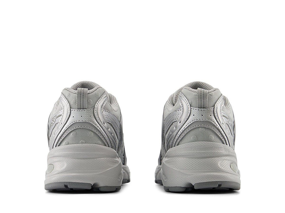 New Balance 530 Silver Metallic Raincloud