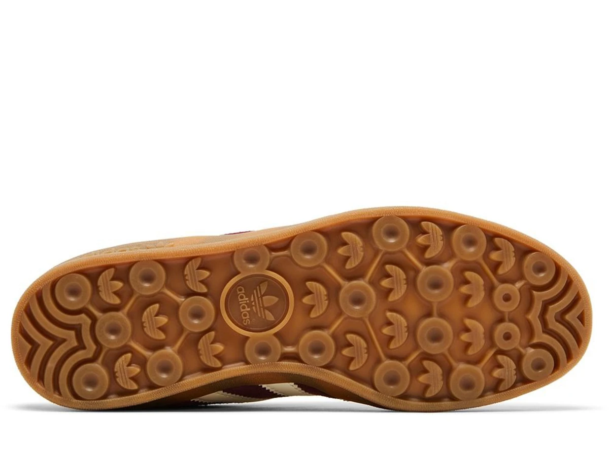 Gazelle Indoor Maroon Preloved Crimson