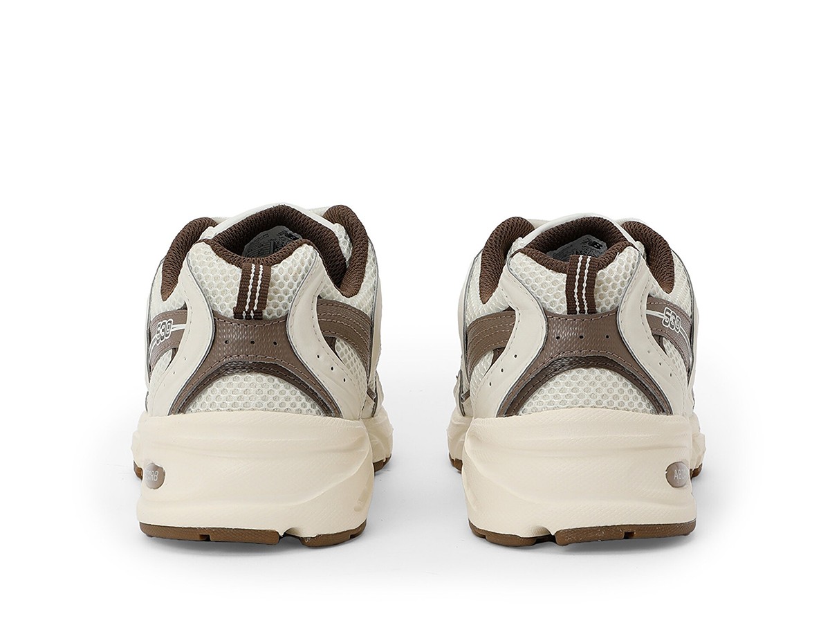 New Balance 530 Mushroom