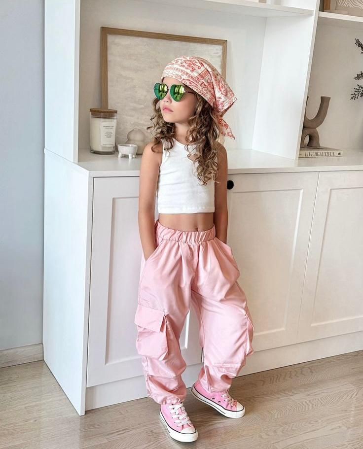 Orta Kalp Crop Paraşüt Pantolon Takım