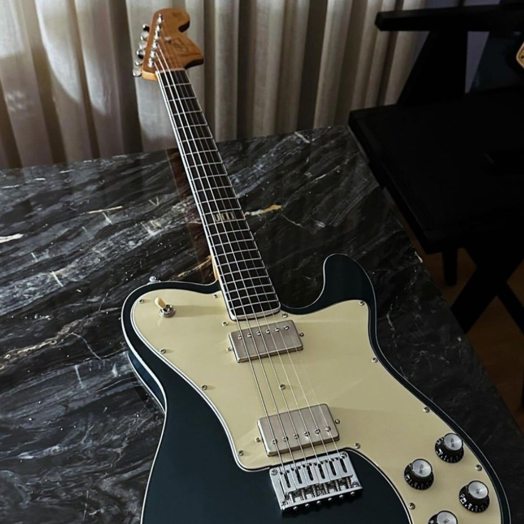 VULTURE DELUXE TELECASTER (*)